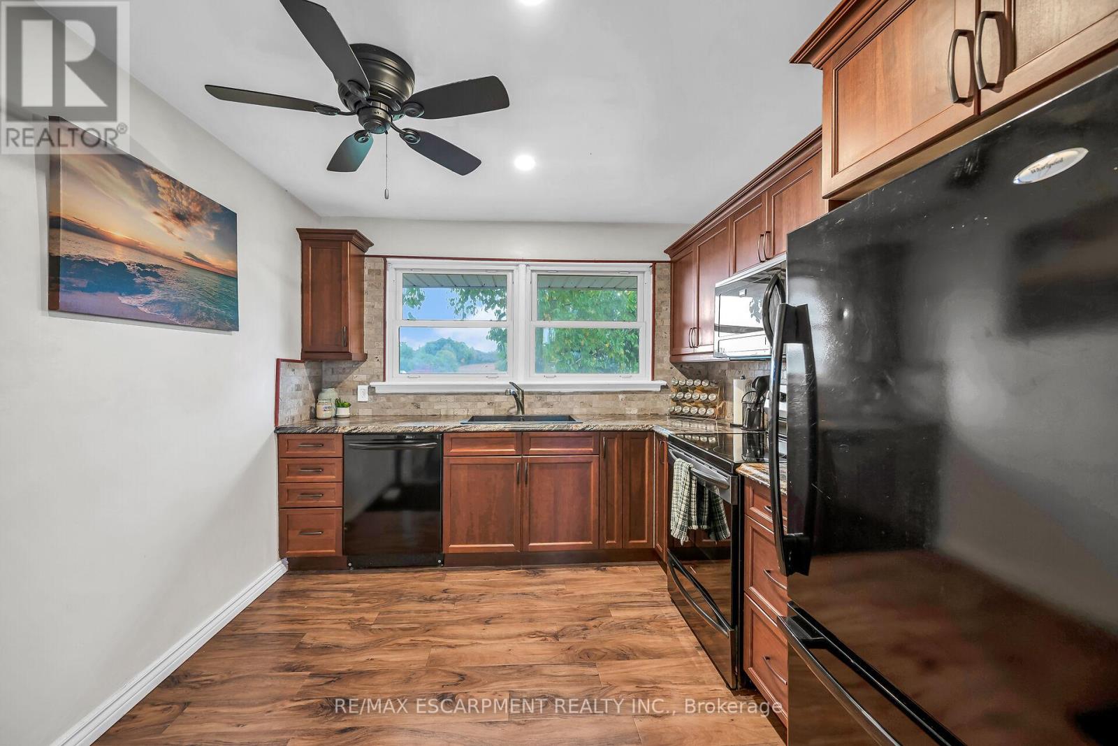 4539 Highway 6, Haldimand, Ontario  N0A 1H0 - Photo 15 - X12432303