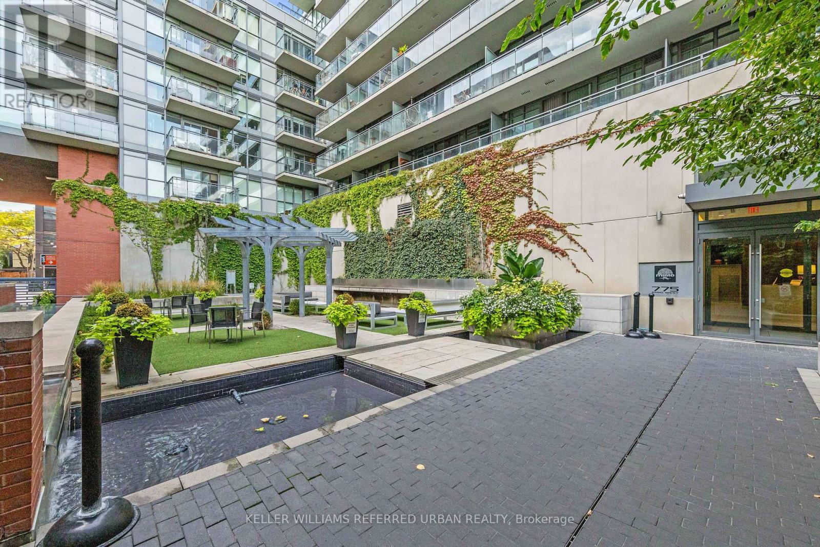 811 - 775 King Street W, Toronto, Ontario  M5V 2K3 - Photo 2 - C12432322