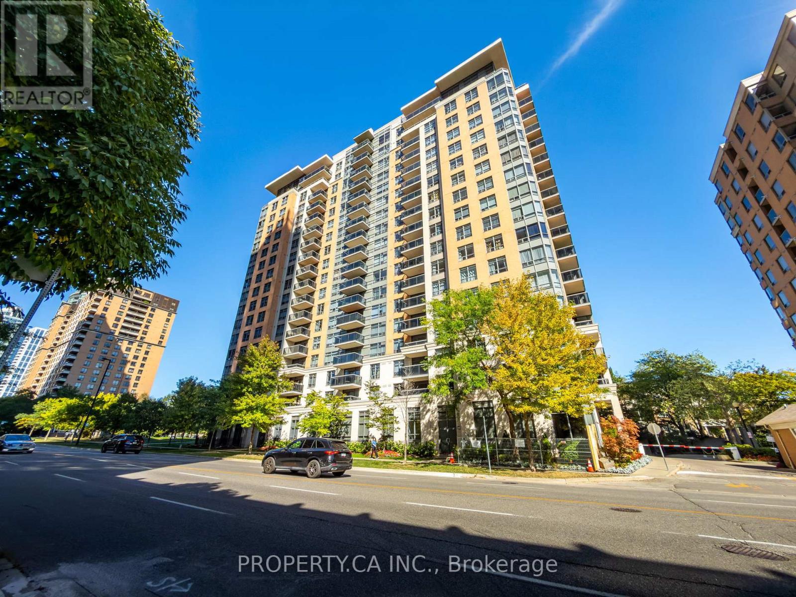 1605 - 880 Grandview Way, Toronto, Ontario  M2N 7B2 - Photo 2 - C12432344