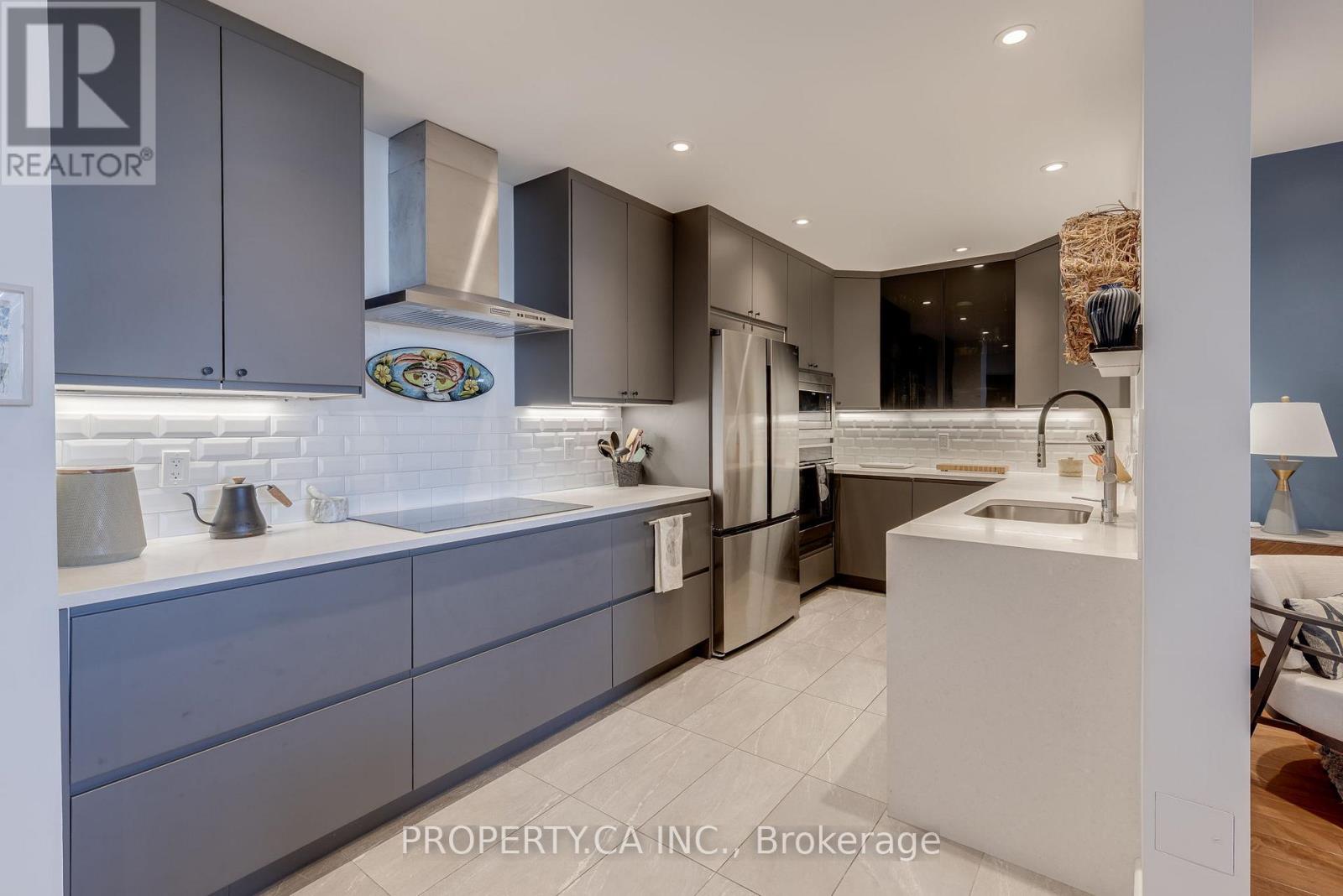 1605 - 880 Grandview Way, Toronto, Ontario  M2N 7B2 - Photo 6 - C12432344