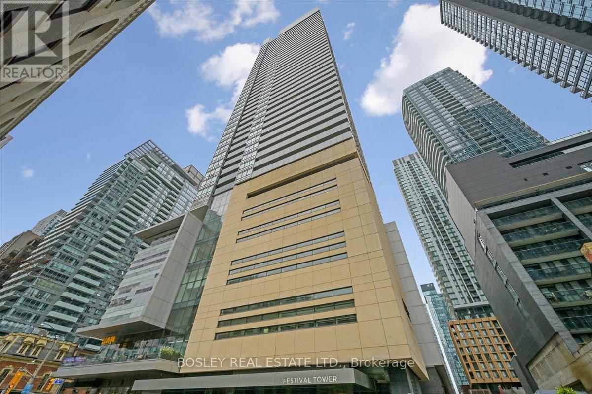 3210 - 80 John Street, Toronto (Waterfront Communities), Ontario  M5V 3X4 - Photo 2 - C12432346