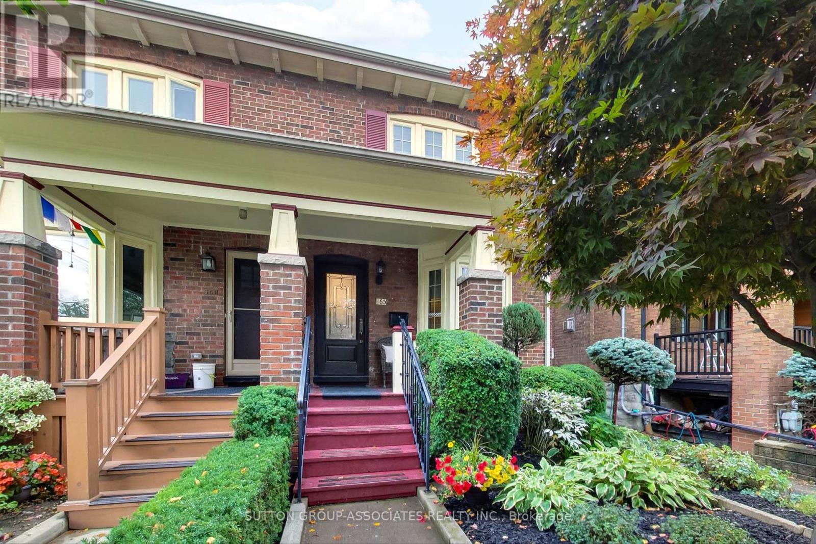 163 Maplewood Avenue, Toronto (Humewood-Cedarvale), Ontario  M6C 1J8 - Photo 1 - C12432352