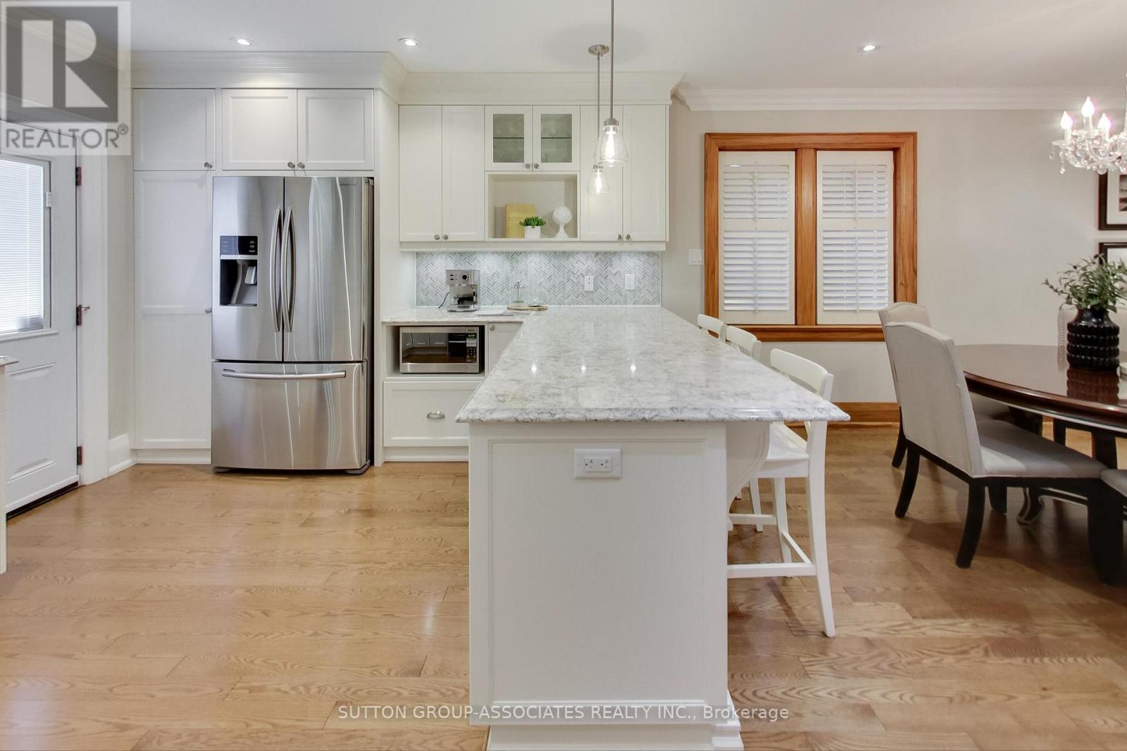 163 Maplewood Avenue, Toronto (Humewood-Cedarvale), Ontario  M6C 1J8 - Photo 12 - C12432352