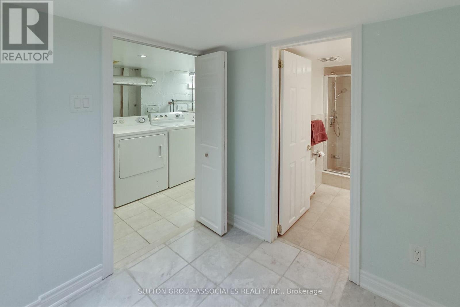 163 Maplewood Avenue, Toronto (Humewood-Cedarvale), Ontario  M6C 1J8 - Photo 31 - C12432352
