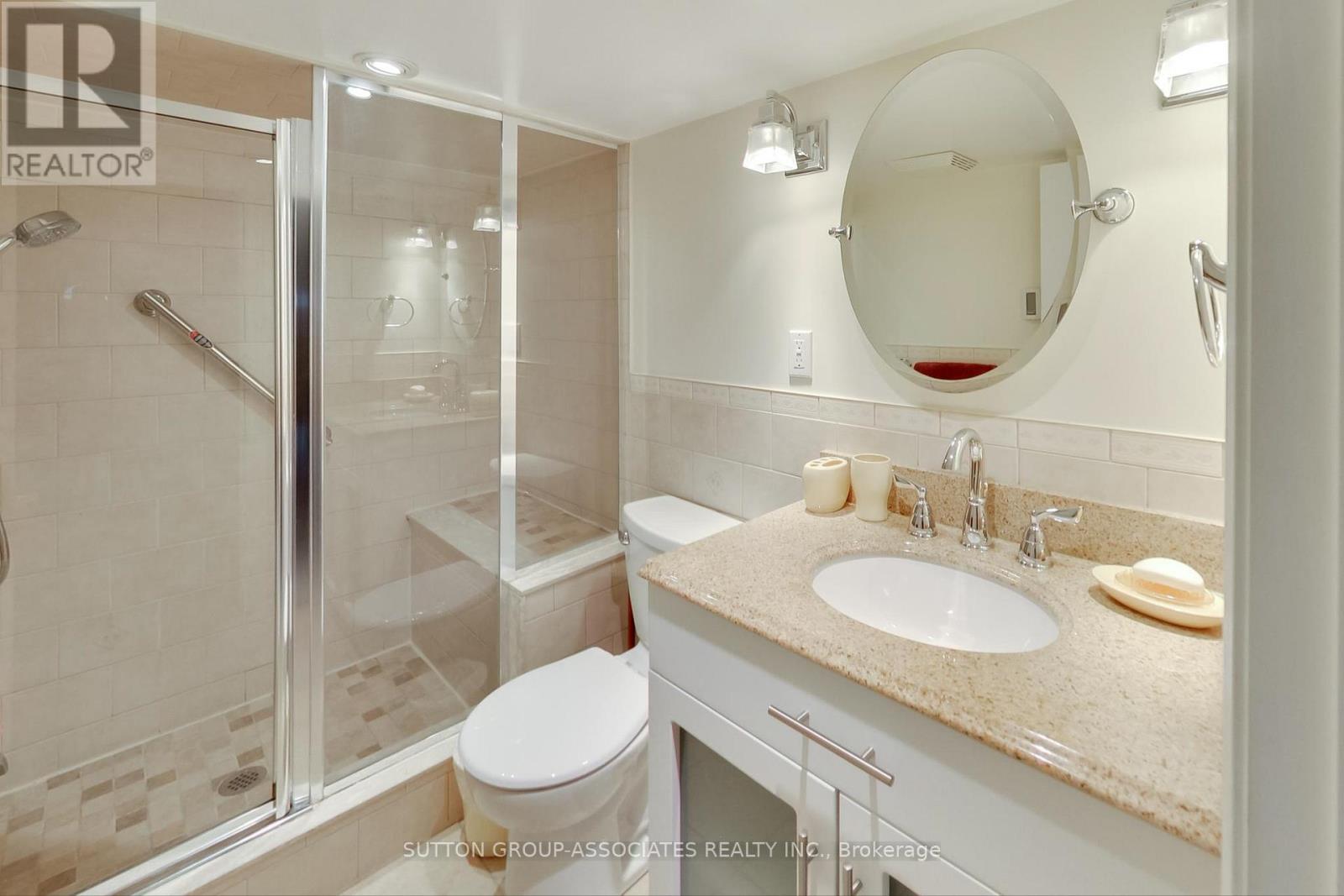 163 Maplewood Avenue, Toronto (Humewood-Cedarvale), Ontario  M6C 1J8 - Photo 32 - C12432352
