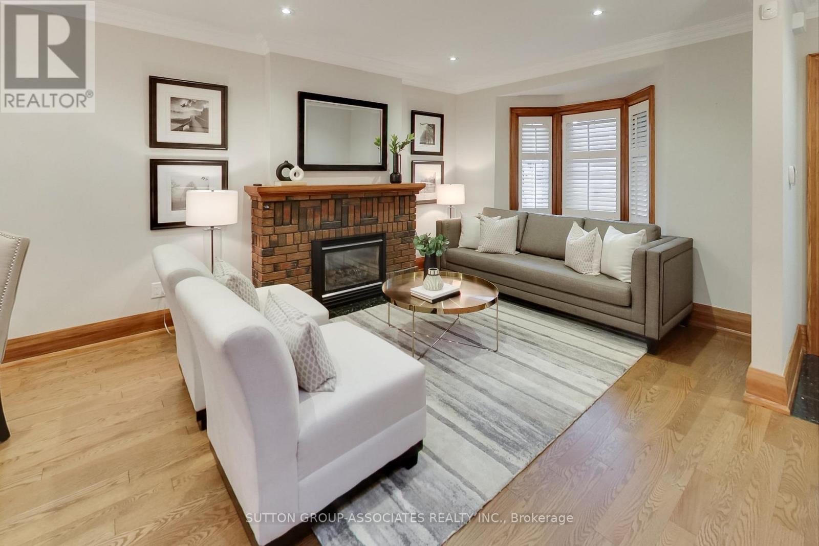 163 Maplewood Avenue, Toronto (Humewood-Cedarvale), Ontario  M6C 1J8 - Photo 7 - C12432352