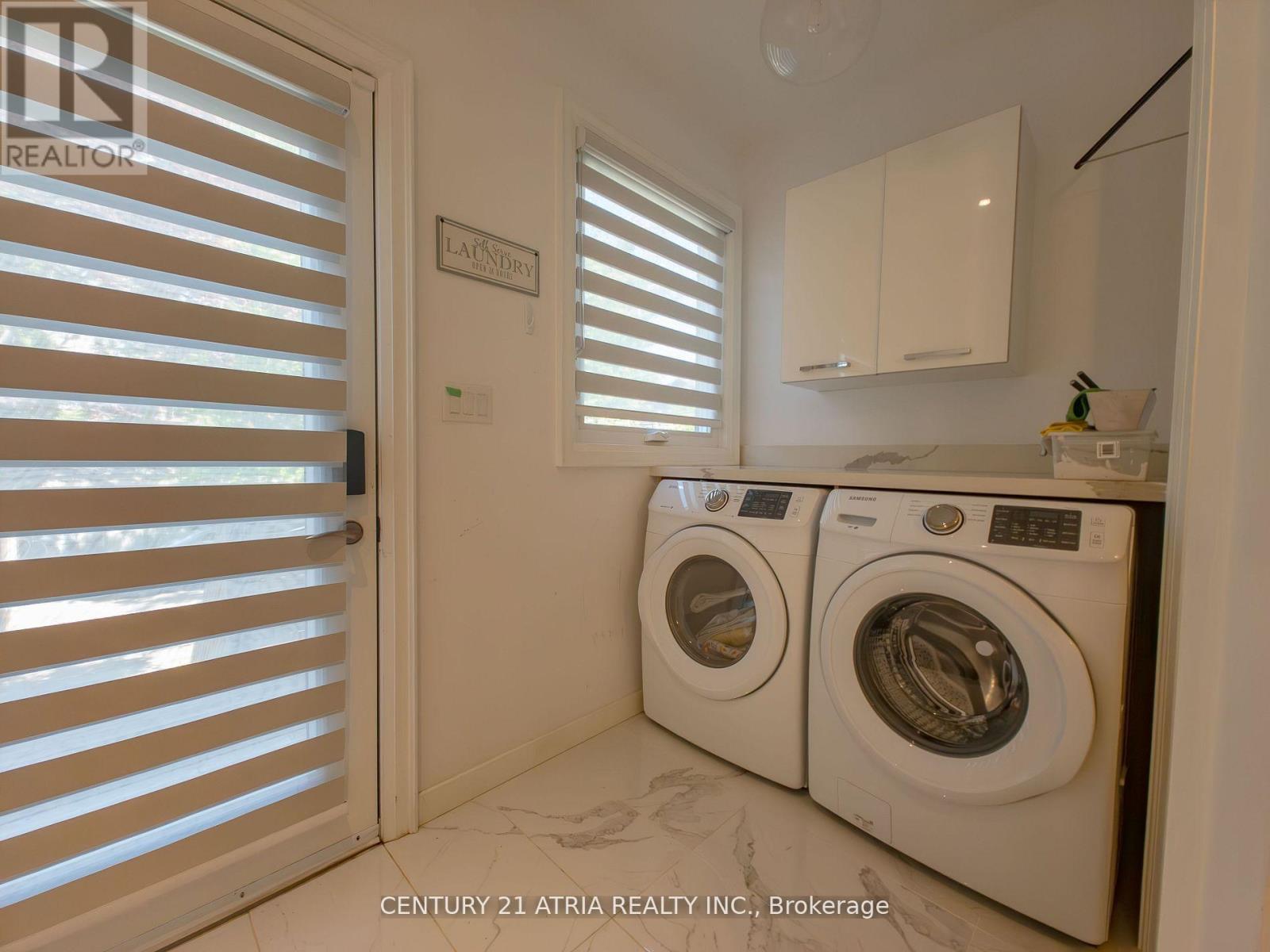 329a Clinton Street, Toronto, Ontario  M6G 2Y7 - Photo 7 - C12432411