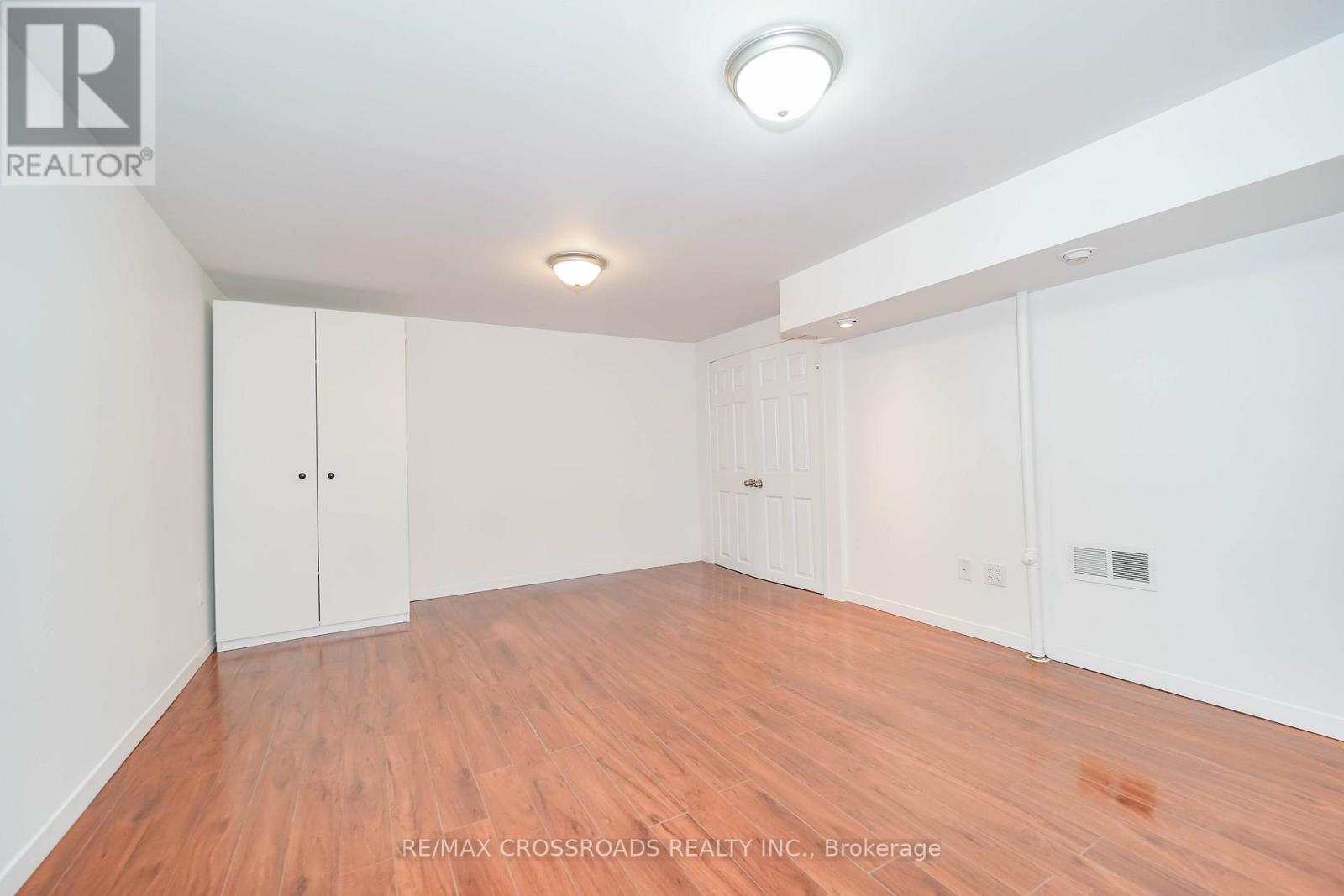 8 Topaz Gate, Toronto (Bayview Woods-Steeles), Ontario  M2M 2Z7 - Photo 39 - C12432415