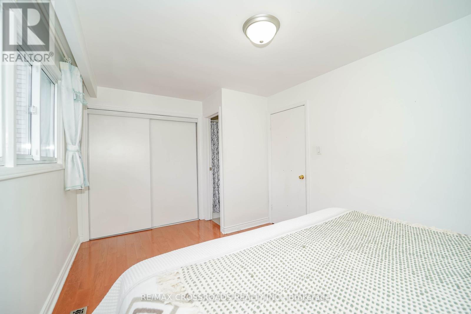 8 Topaz Gate, Toronto (Bayview Woods-Steeles), Ontario  M2M 2Z7 - Photo 40 - C12432415