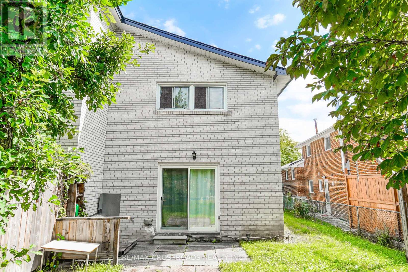8 Topaz Gate, Toronto (Bayview Woods-Steeles), Ontario  M2M 2Z7 - Photo 42 - C12432415