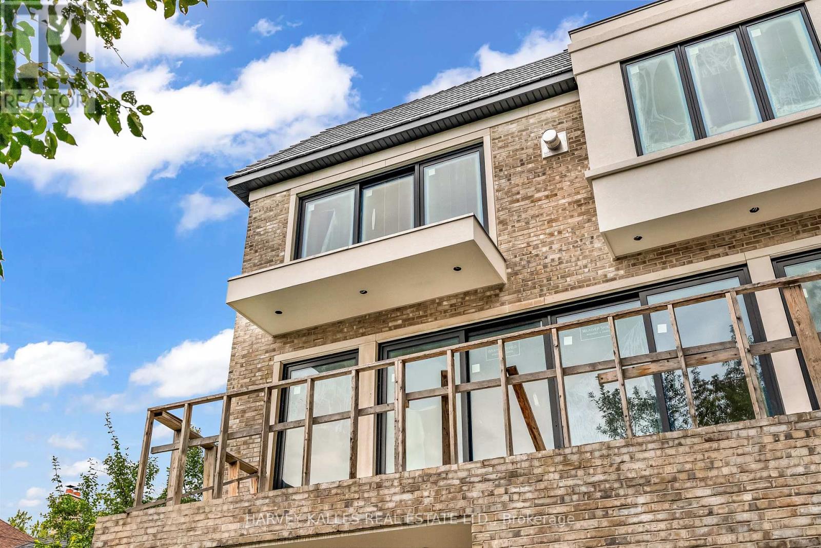 541 Deloraine Avenue, Toronto, Ontario  M5M 2C2 - Photo 43 - C12432421