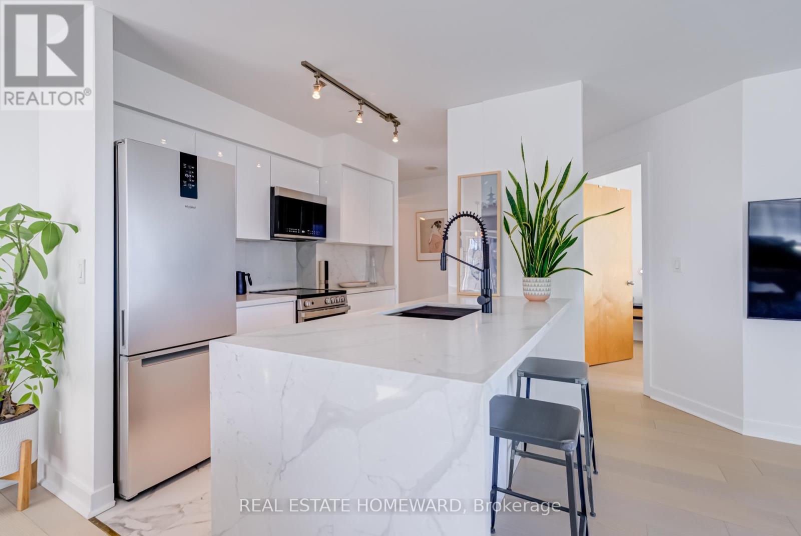 1004 - 255 Richmond Street E, Toronto, Ontario  M5A 4T7 - Photo 12 - C12432433