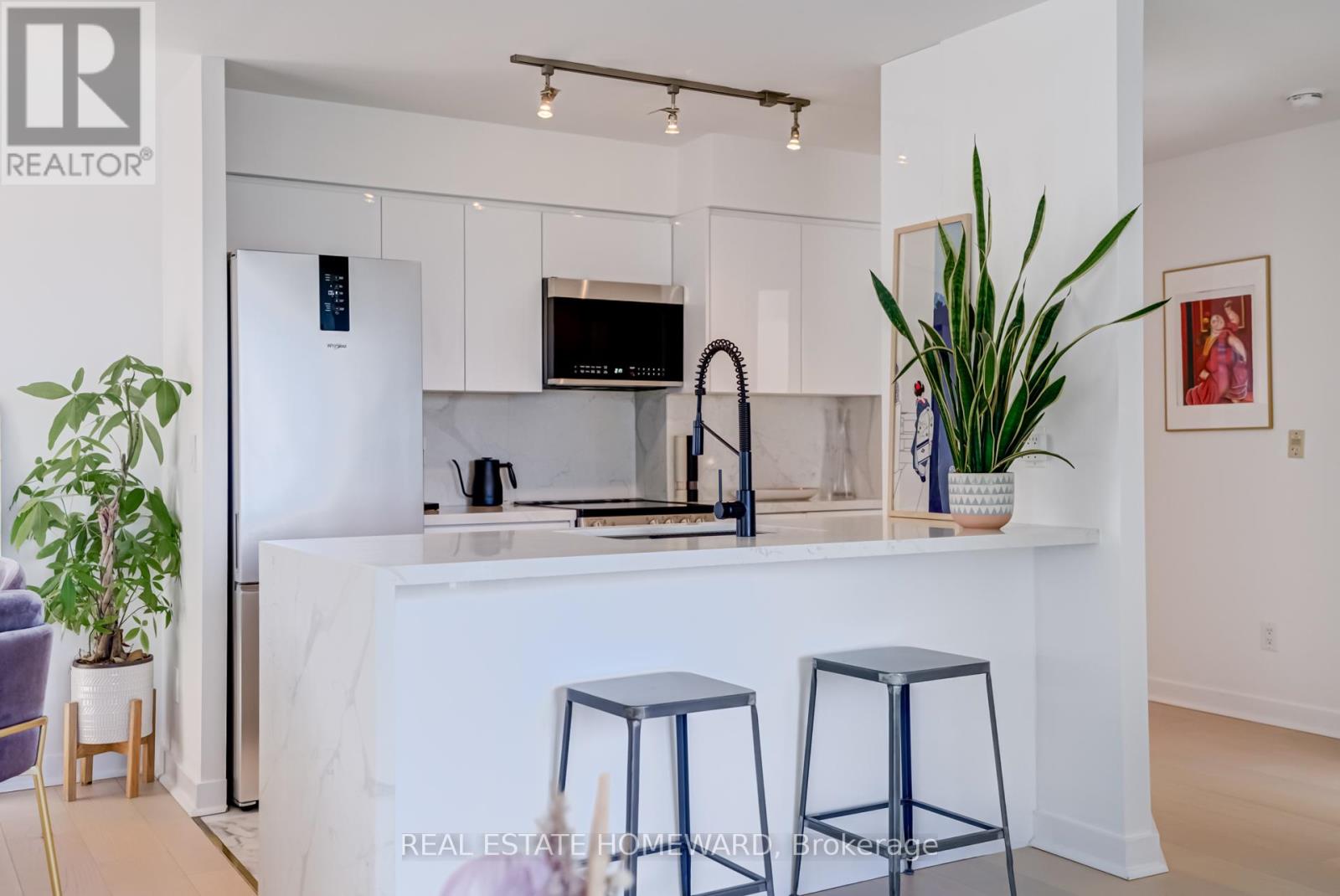 1004 - 255 Richmond Street E, Toronto, Ontario  M5A 4T7 - Photo 8 - C12432433
