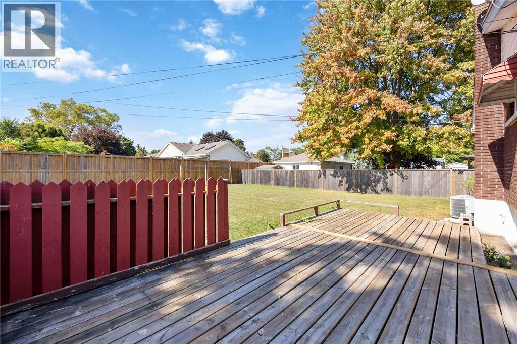 961 Ennisclaire Drive, Sarnia, Ontario  N7V 3G8 - Photo 29 - 25024645