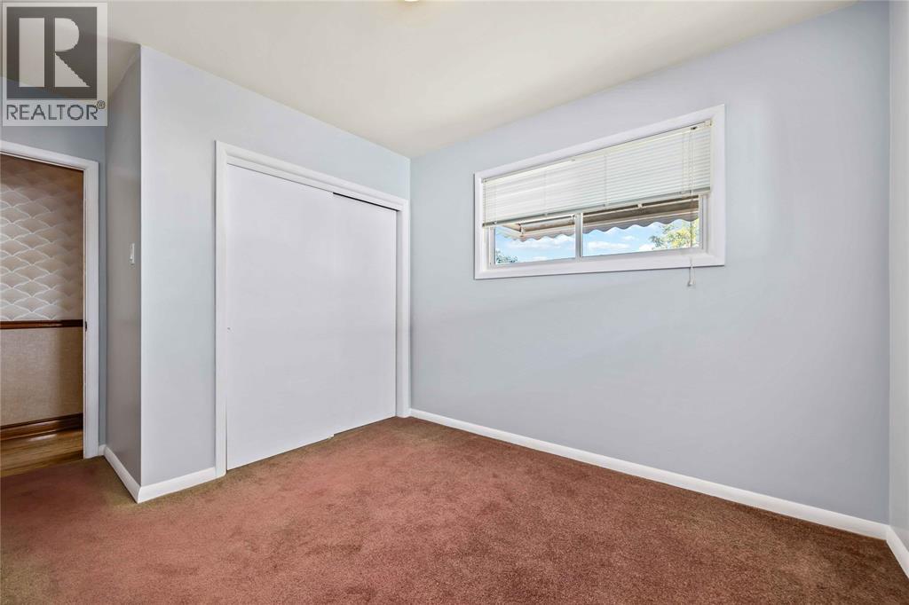 961 Ennisclaire Drive, Sarnia, Ontario  N7V 3G8 - Photo 13 - 25024645