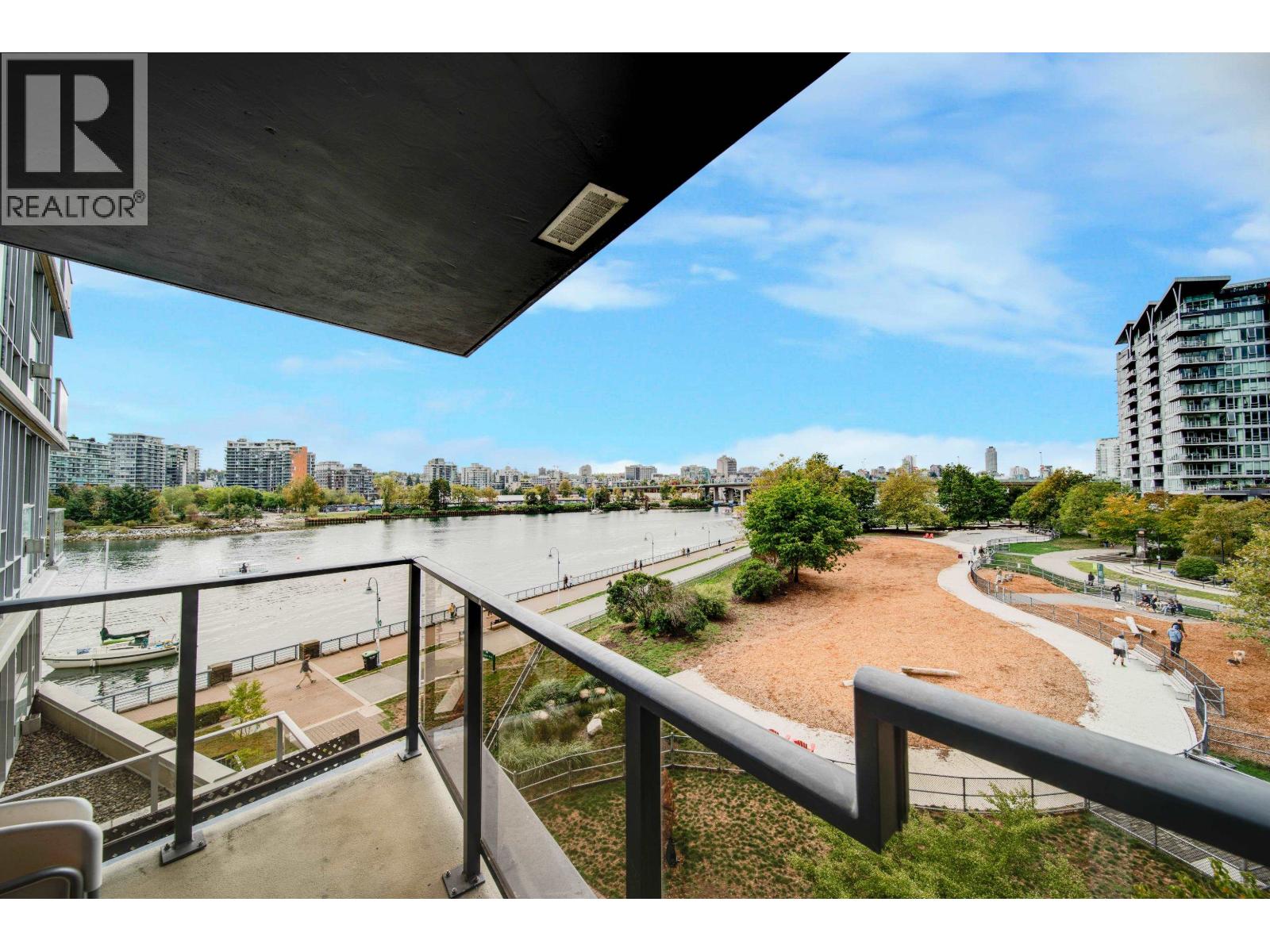 503 8 Smithe Mews, Vancouver, British Columbia  V6B 0A5 - Photo 3 - R3051815
