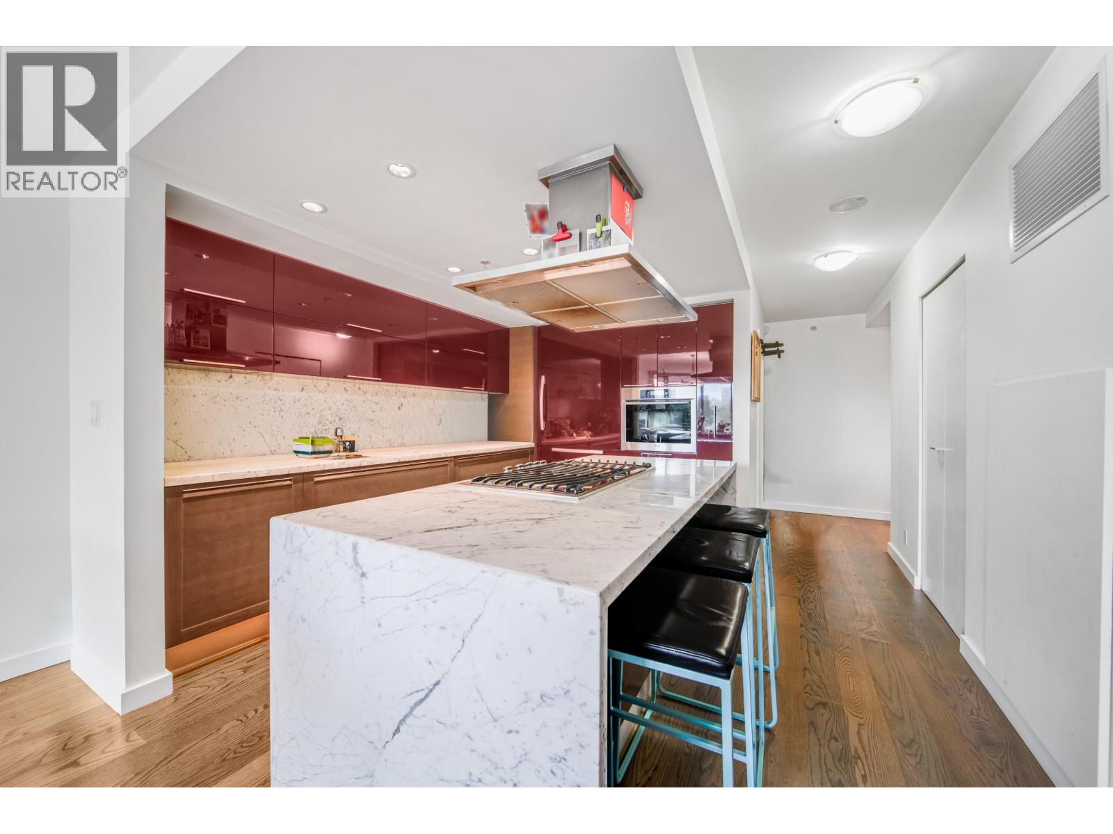 503 8 Smithe Mews, Vancouver, British Columbia  V6B 0A5 - Photo 4 - R3051815