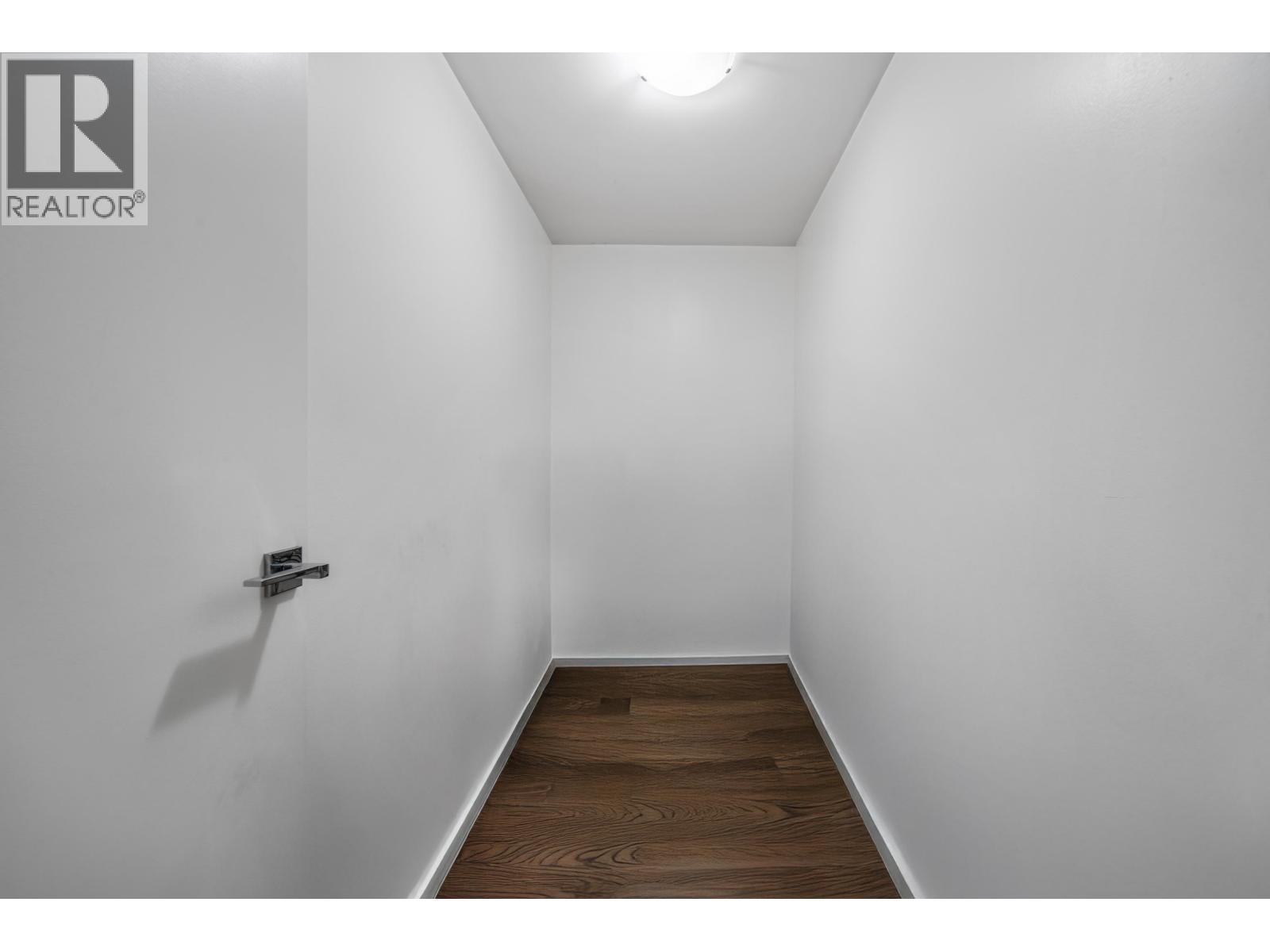 503 8 Smithe Mews, Vancouver, British Columbia  V6B 0A5 - Photo 9 - R3051815