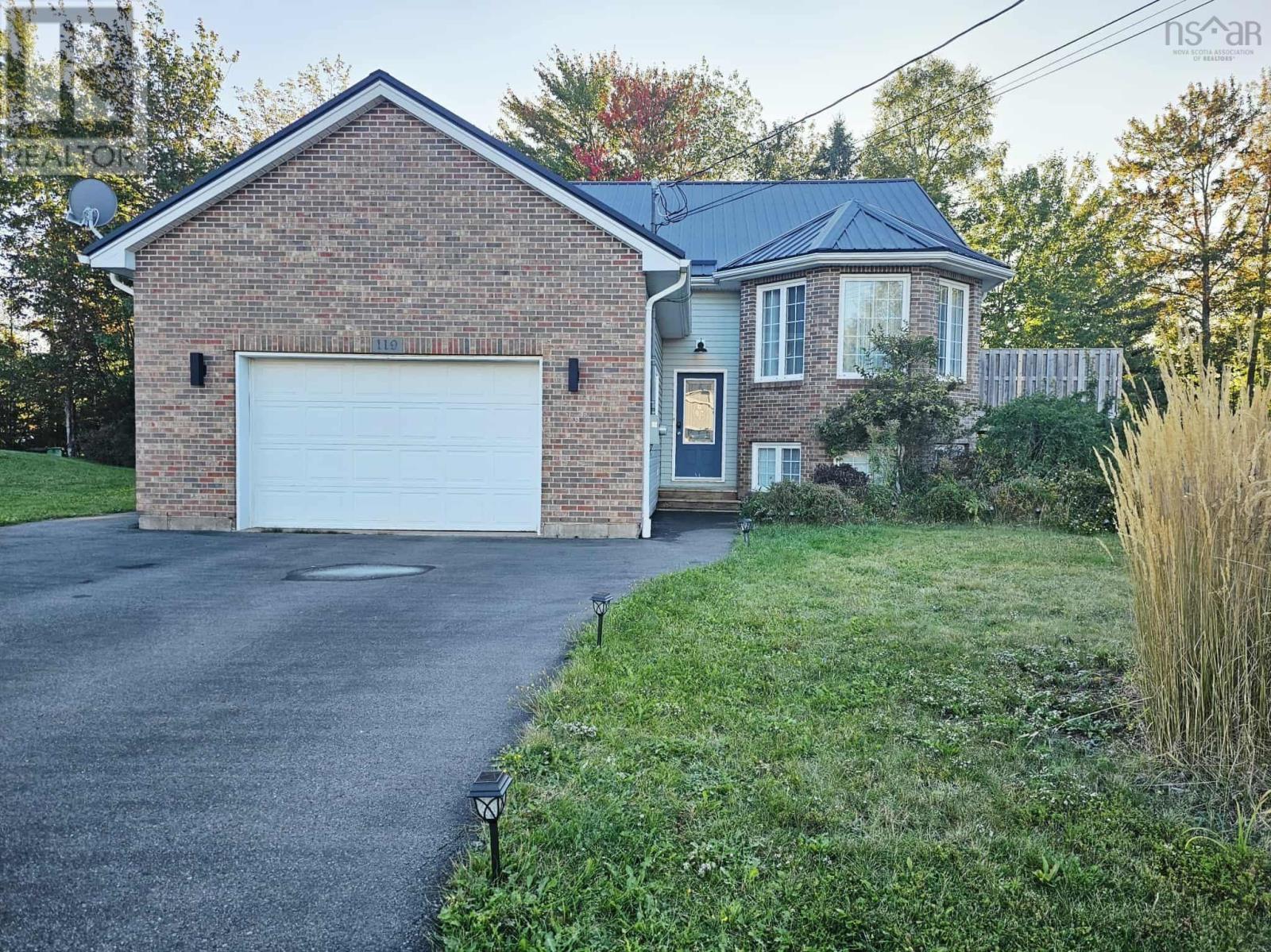 119 Sandy Place, Valley, Nova Scotia  B6L 4G4 - Photo 2 - 202523561