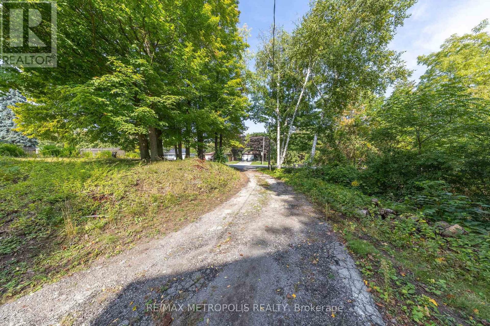 5297 LAWRENCE AVENUE E, Toronto, Ontario