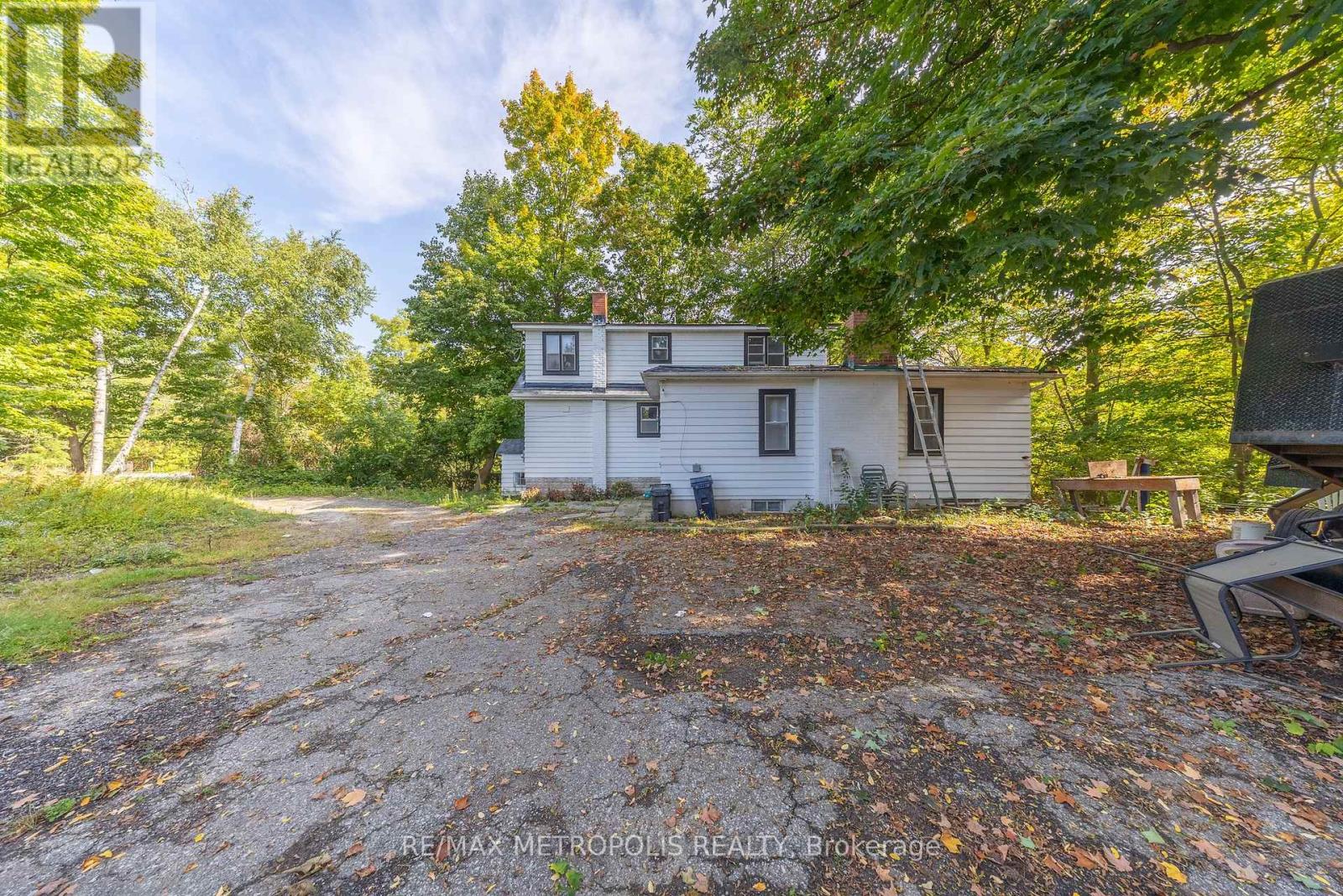 5297 Lawrence Avenue E, Toronto, Ontario  M1C 1R5 - Photo 7 - E12432330
