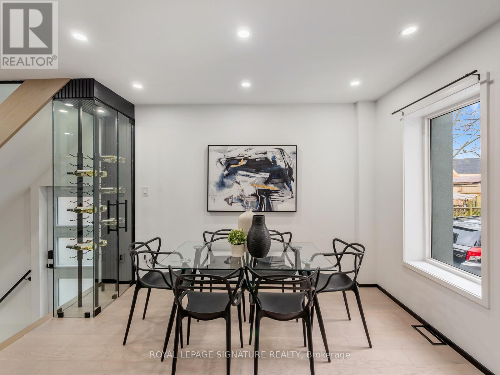 186 Oak Park Avenue, Toronto, Ontario  M4C 4M8 - Photo 15 - E12432337