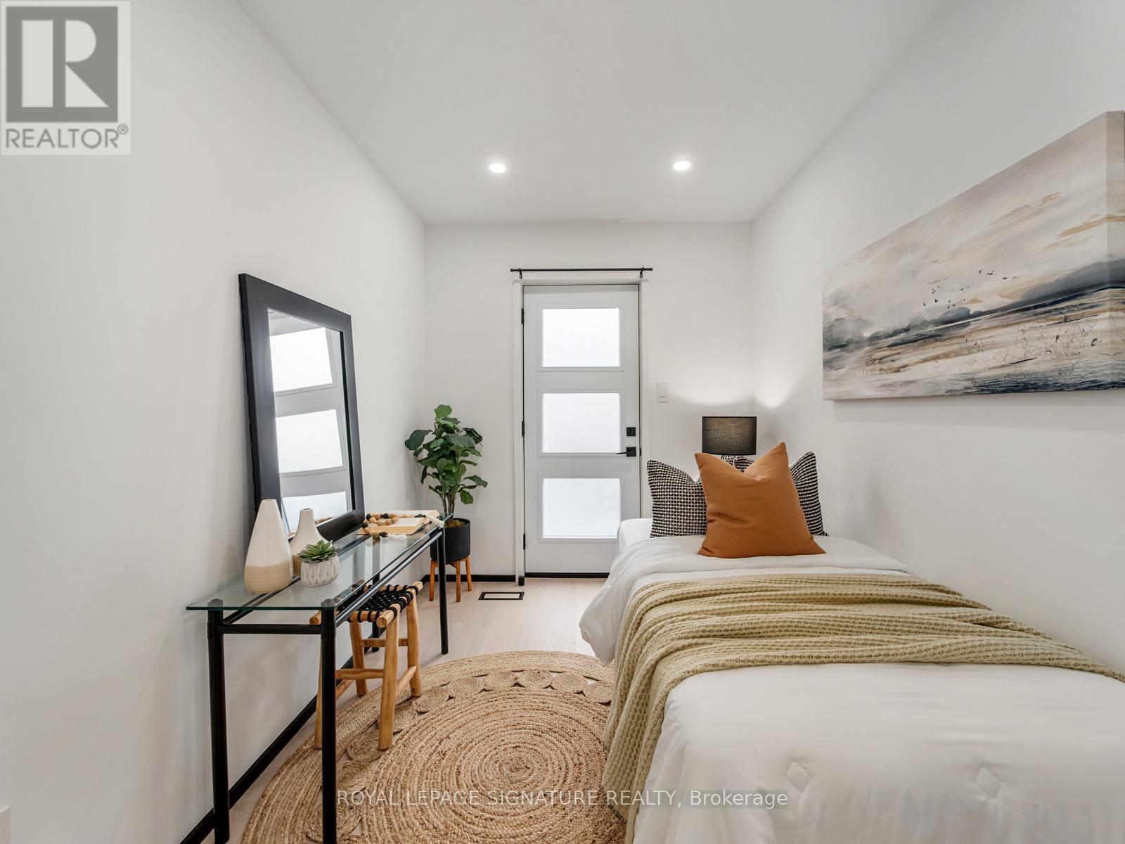 186 Oak Park Avenue, Toronto, Ontario  M4C 4M8 - Photo 29 - E12432337