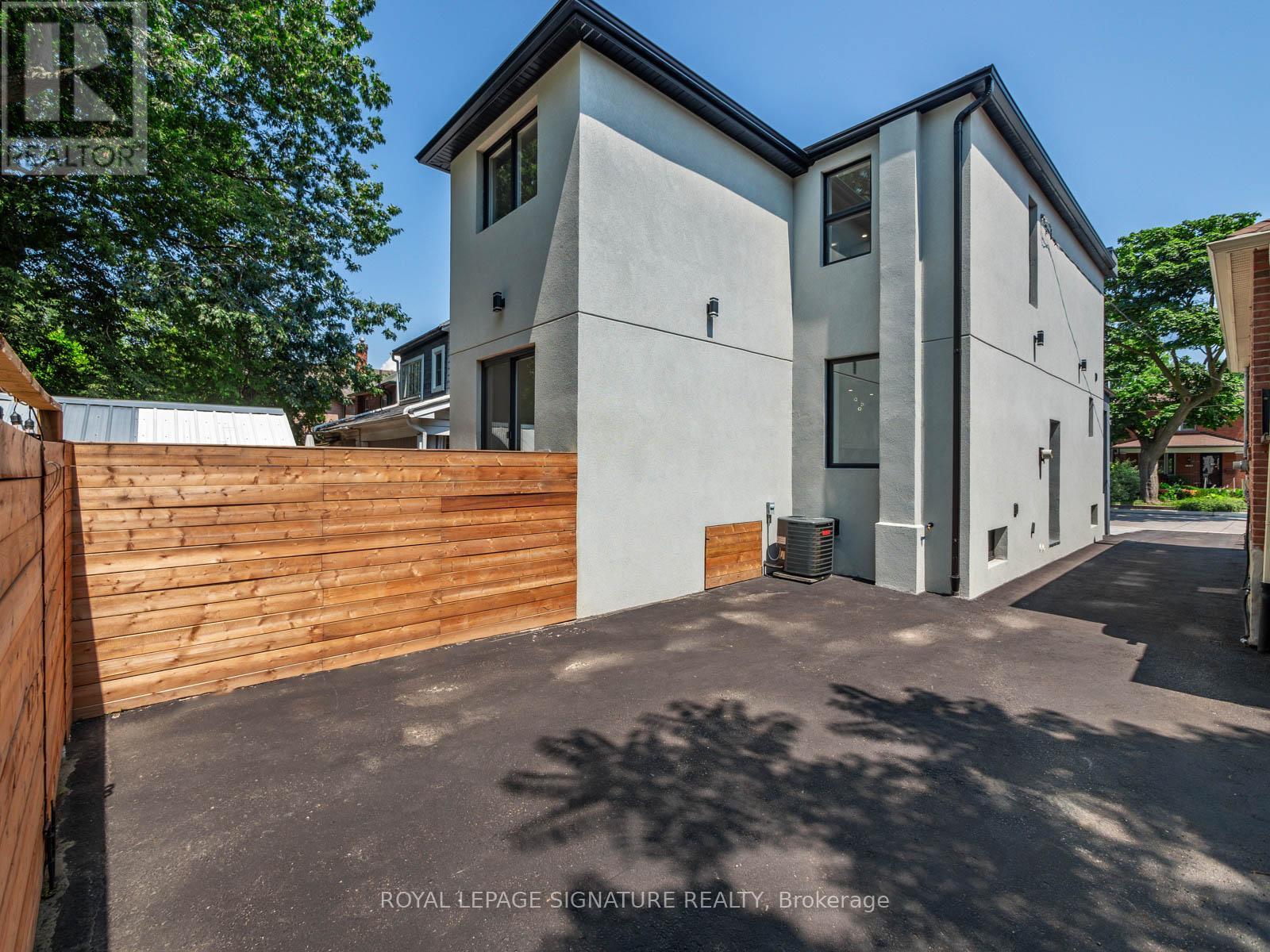 186 Oak Park Avenue, Toronto, Ontario  M4C 4M8 - Photo 48 - E12432337