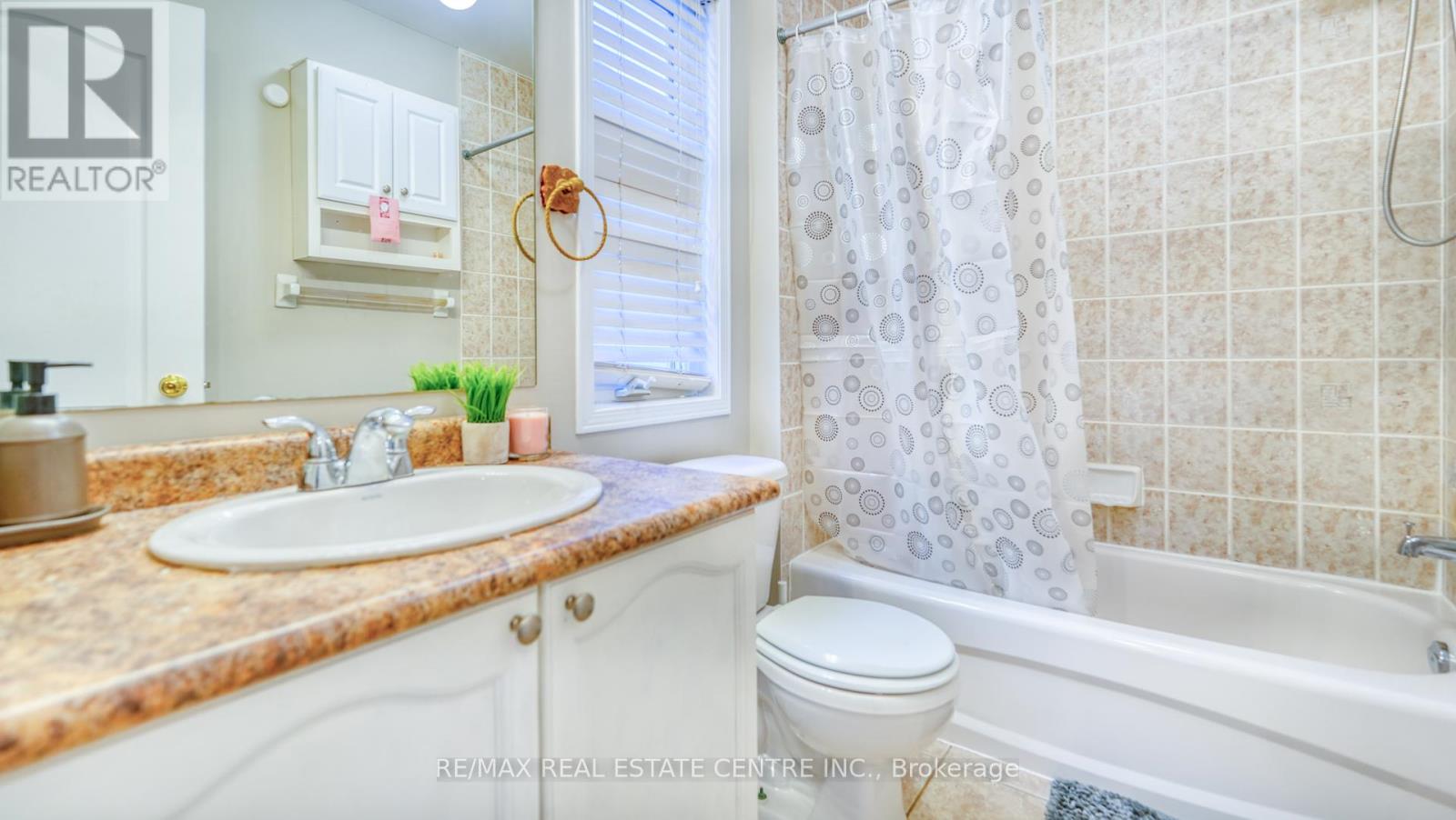 37 Shenandoah Drive, Whitby, Ontario  L1P 1S9 - Photo 28 - E12432342