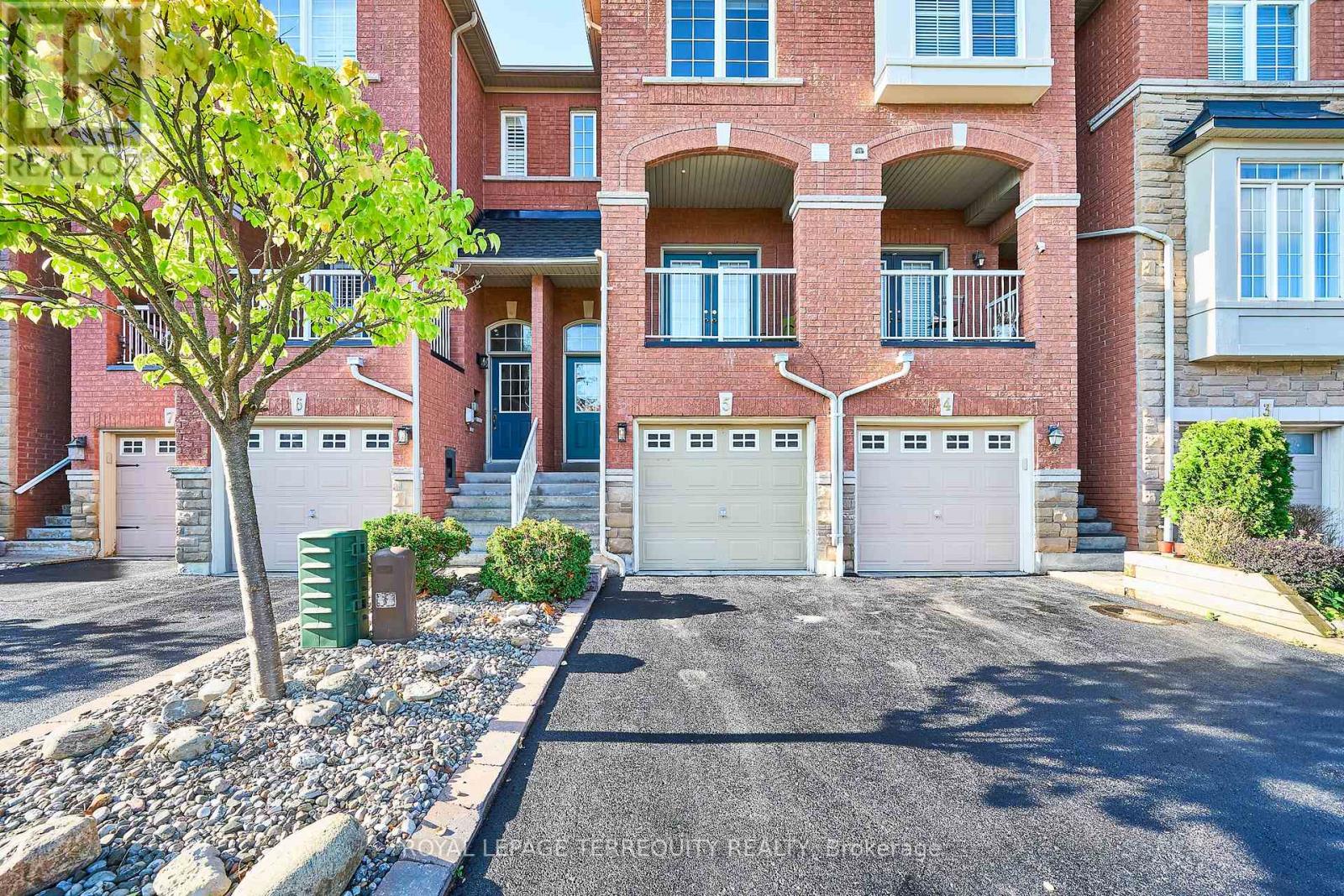 5 - 301 Strouds Lane, Pickering, Ontario  L1V 7J1 - Photo 2 - E12432388