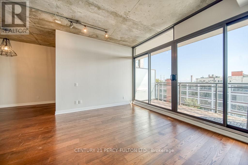 816 - 319 Carlaw Avenue, Toronto, Ontario  M4M 0A4 - Photo 19 - E12432403
