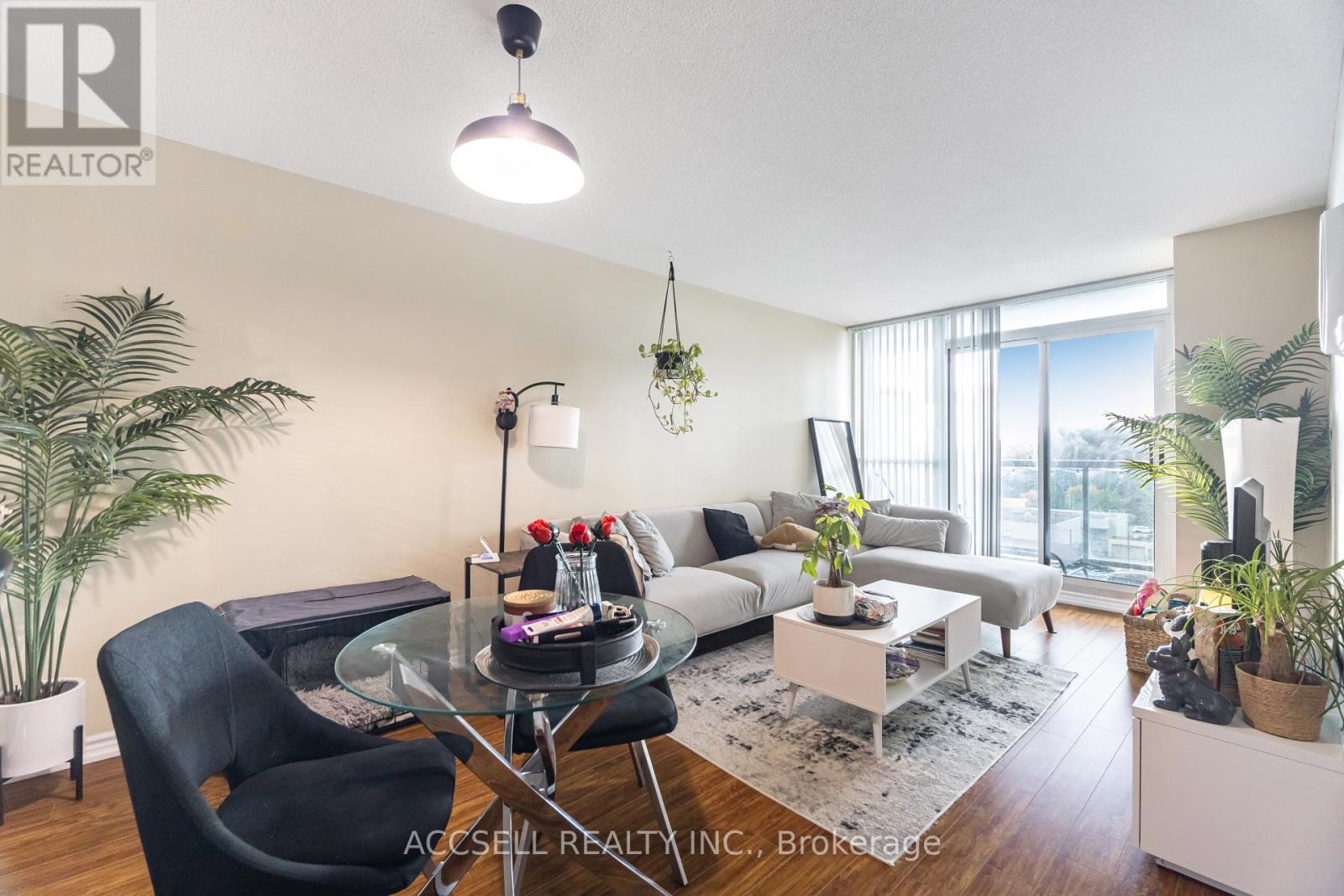 1015 - 68 Grangeway Avenue, Toronto, Ontario  M1H 0A1 - Photo 11 - E12432425