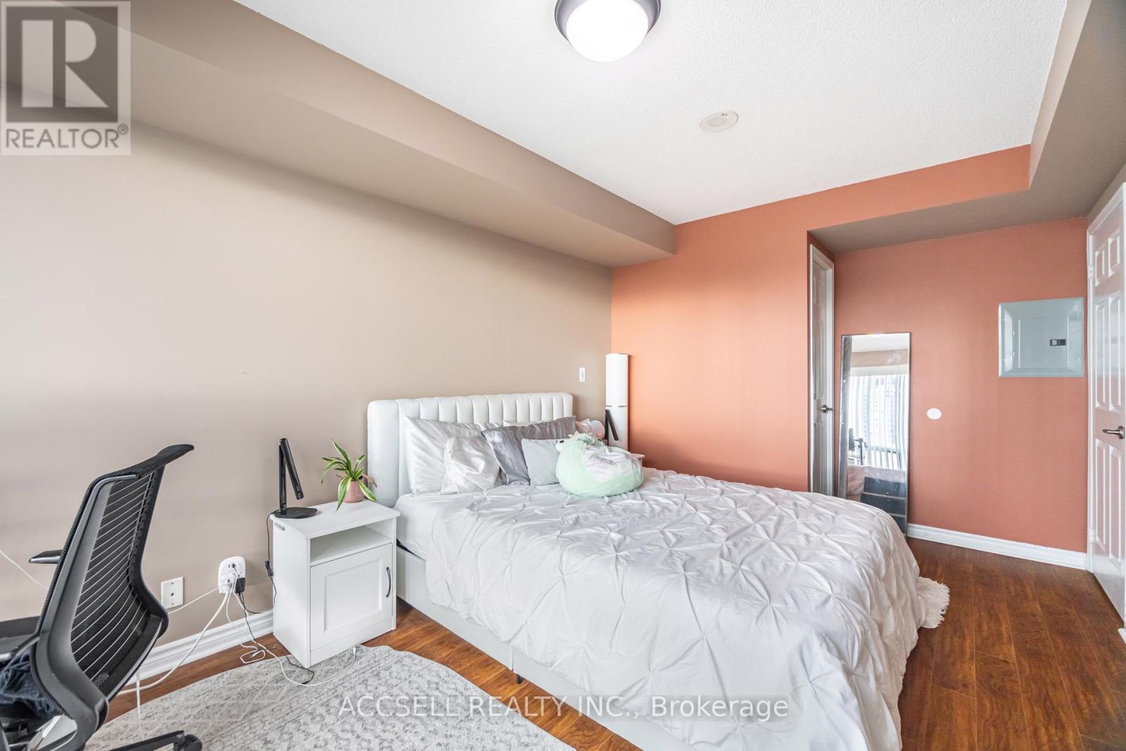 1015 - 68 Grangeway Avenue, Toronto, Ontario  M1H 0A1 - Photo 18 - E12432425