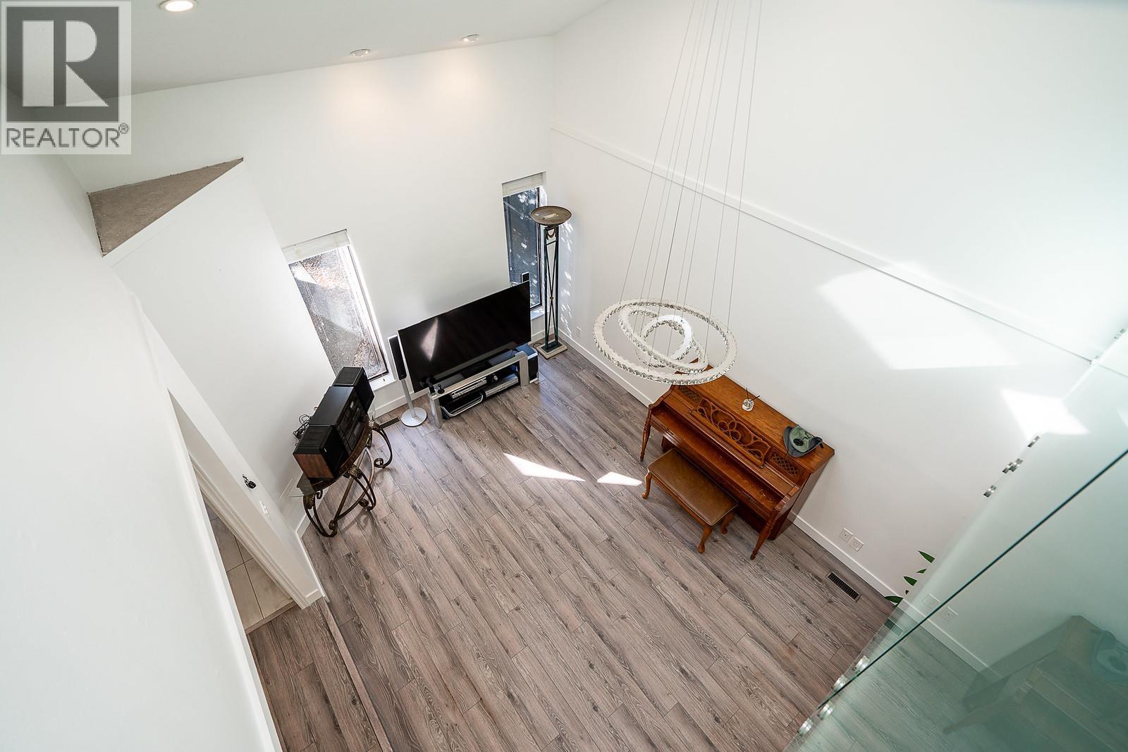 7225 Quatsino Drive, Vancouver, British Columbia  V5S 4C2 - Photo 6 - R3053031