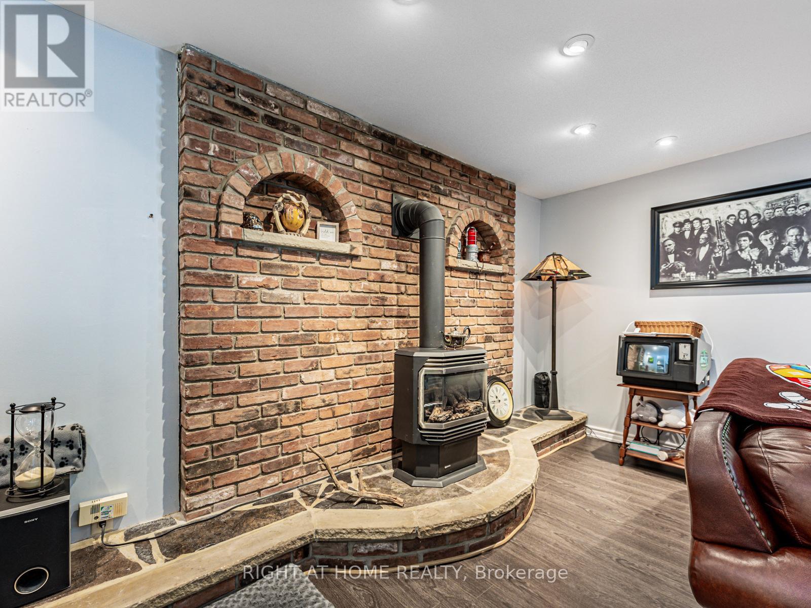 22 Jallan Drive, Ajax, Ontario  L1S 6J2 - Photo 19 - E12430369