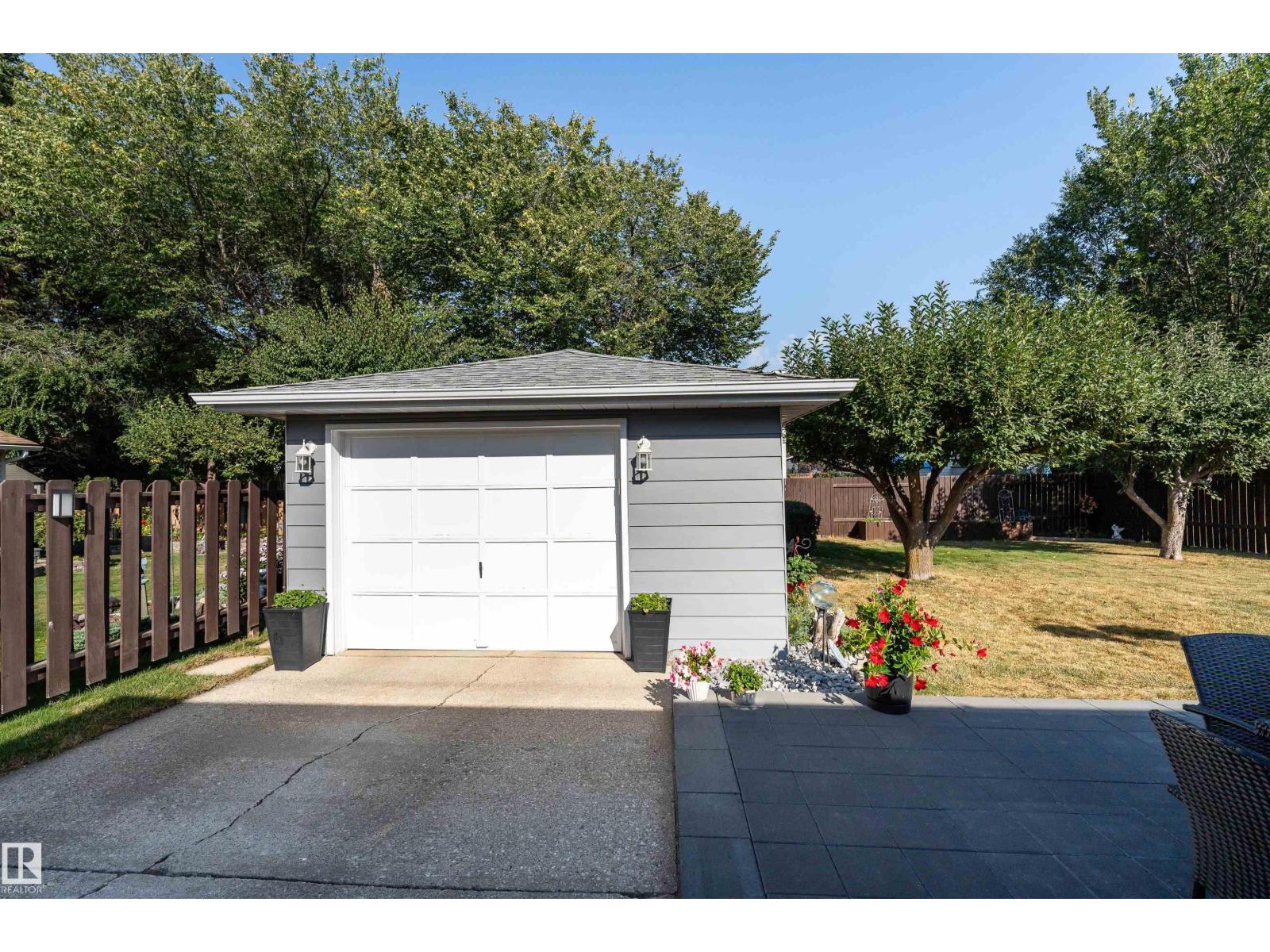 1031 Lueders Cr, Sherwood Park, Alberta  T8A 1A8 - Photo 33 - E4459963