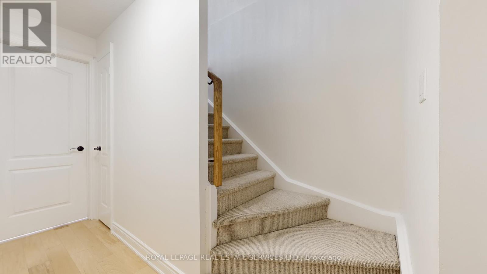 4 - 5050 Intrepid Drive, Mississauga, Ontario  L5M 0E5 - Photo 17 - W12429118