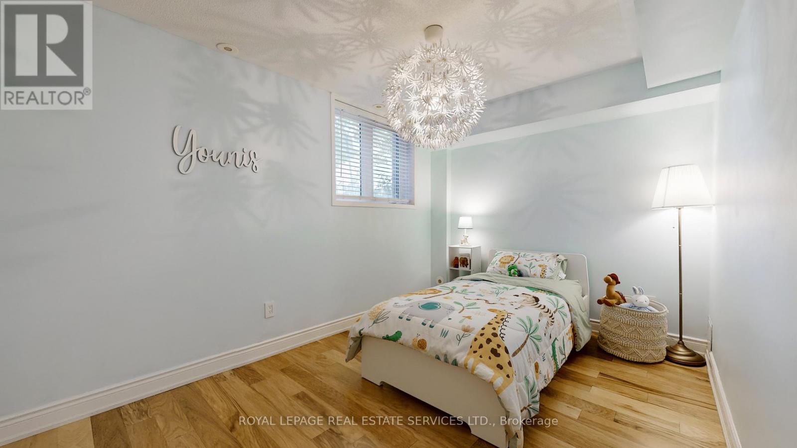 4 - 5050 Intrepid Drive, Mississauga, Ontario  L5M 0E5 - Photo 24 - W12429118