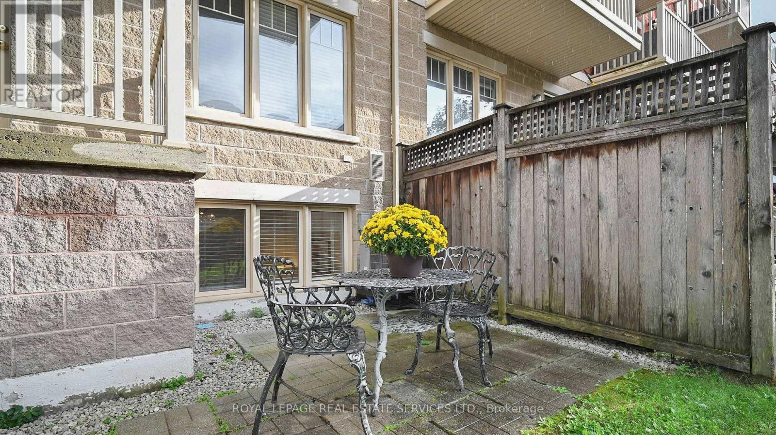 4 - 5050 Intrepid Drive, Mississauga, Ontario  L5M 0E5 - Photo 30 - W12429118