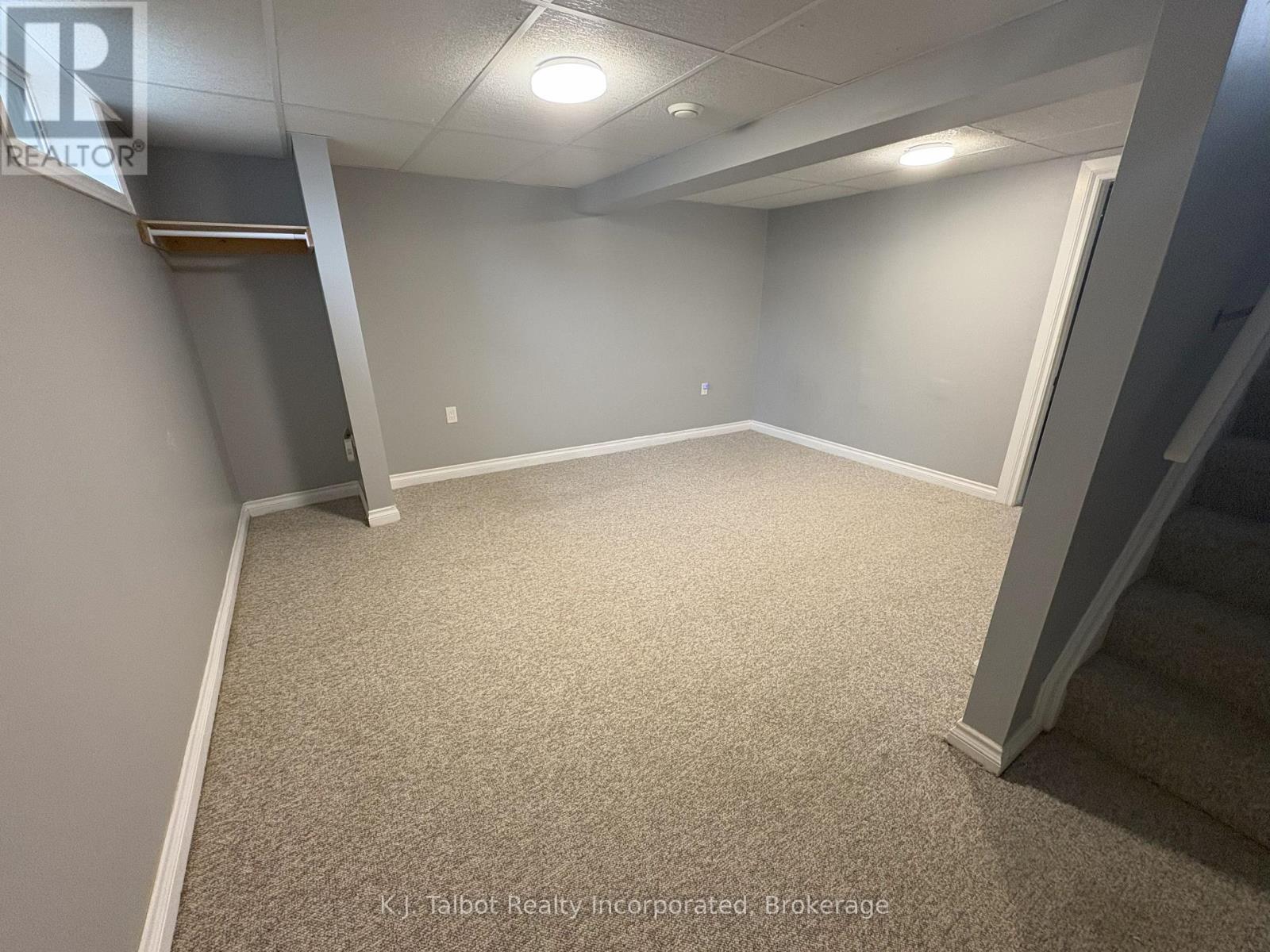 118 Bennett Street E, Goderich, Ontario  N7A 4H4 - Photo 19 - X12388377