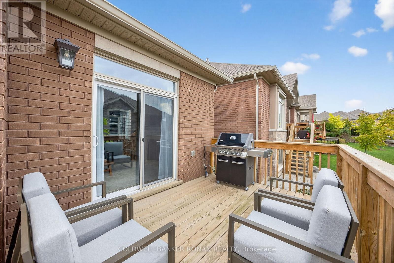 10-73 Summerhill Drive, New Tecumseth, Ontario  L9R 0S5 - Photo 24 - N12429793