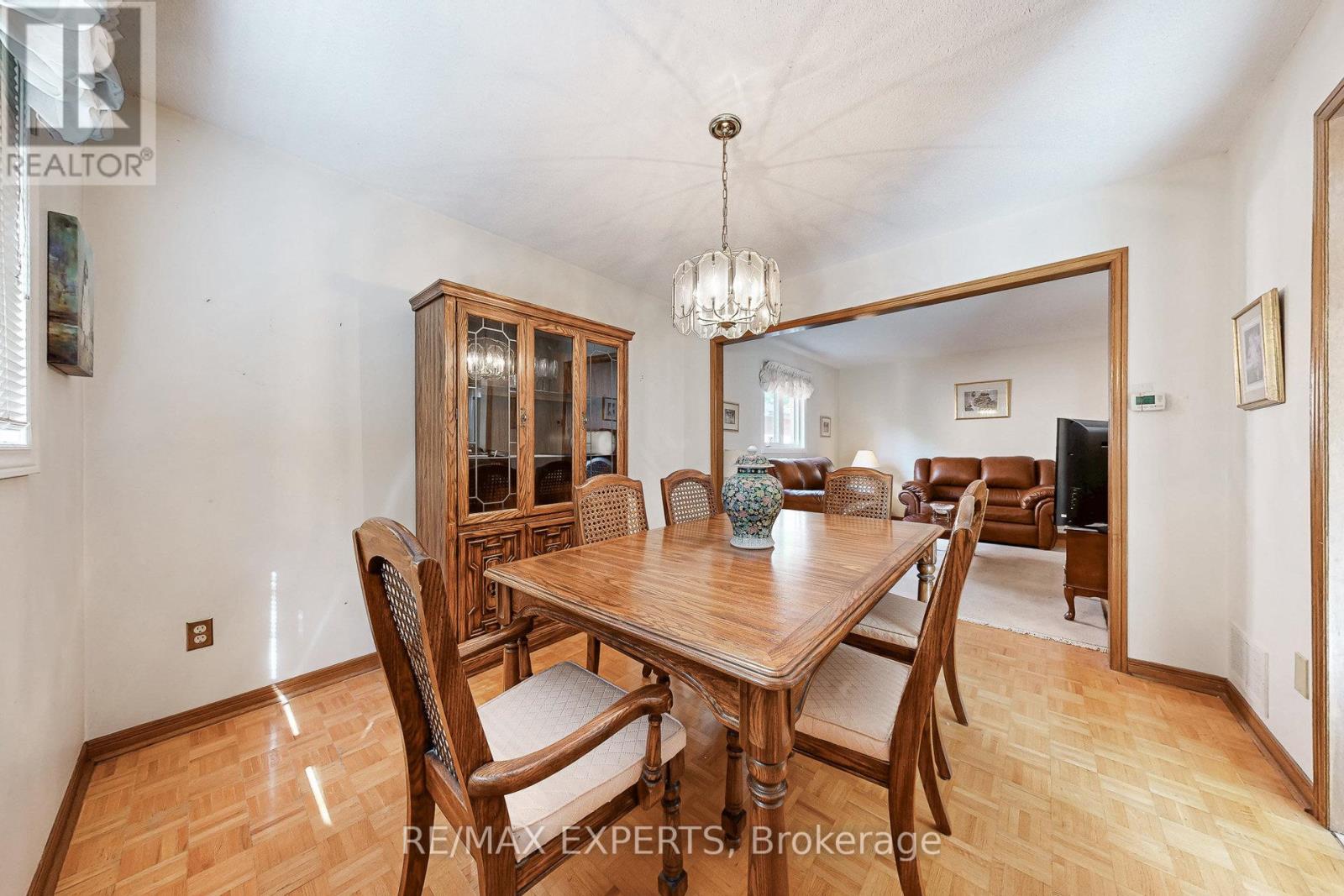 47 Velvet Crescent, Vaughan, Ontario  L4L 5E8 - Photo 18 - N12432327