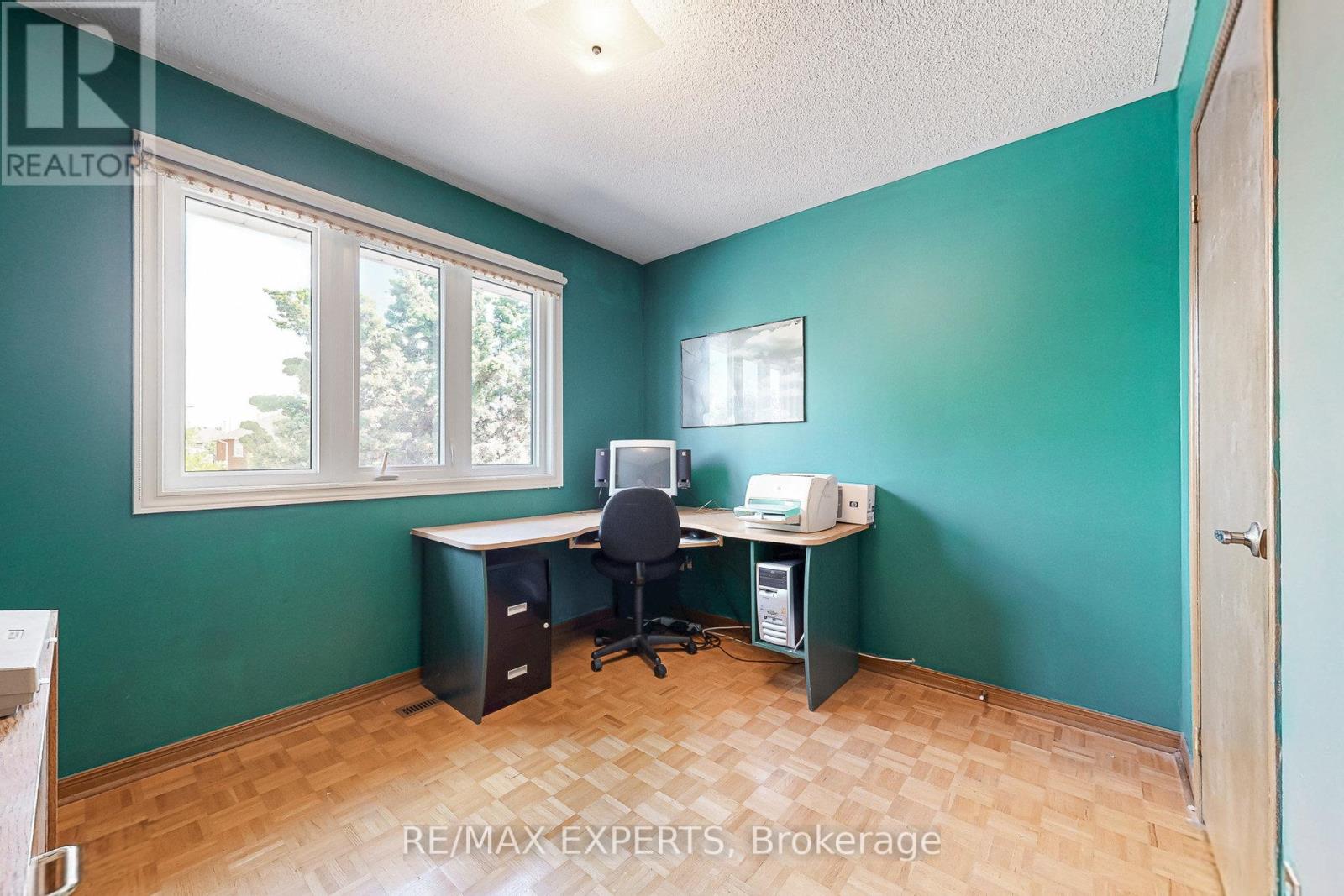 47 Velvet Crescent, Vaughan, Ontario  L4L 5E8 - Photo 28 - N12432327