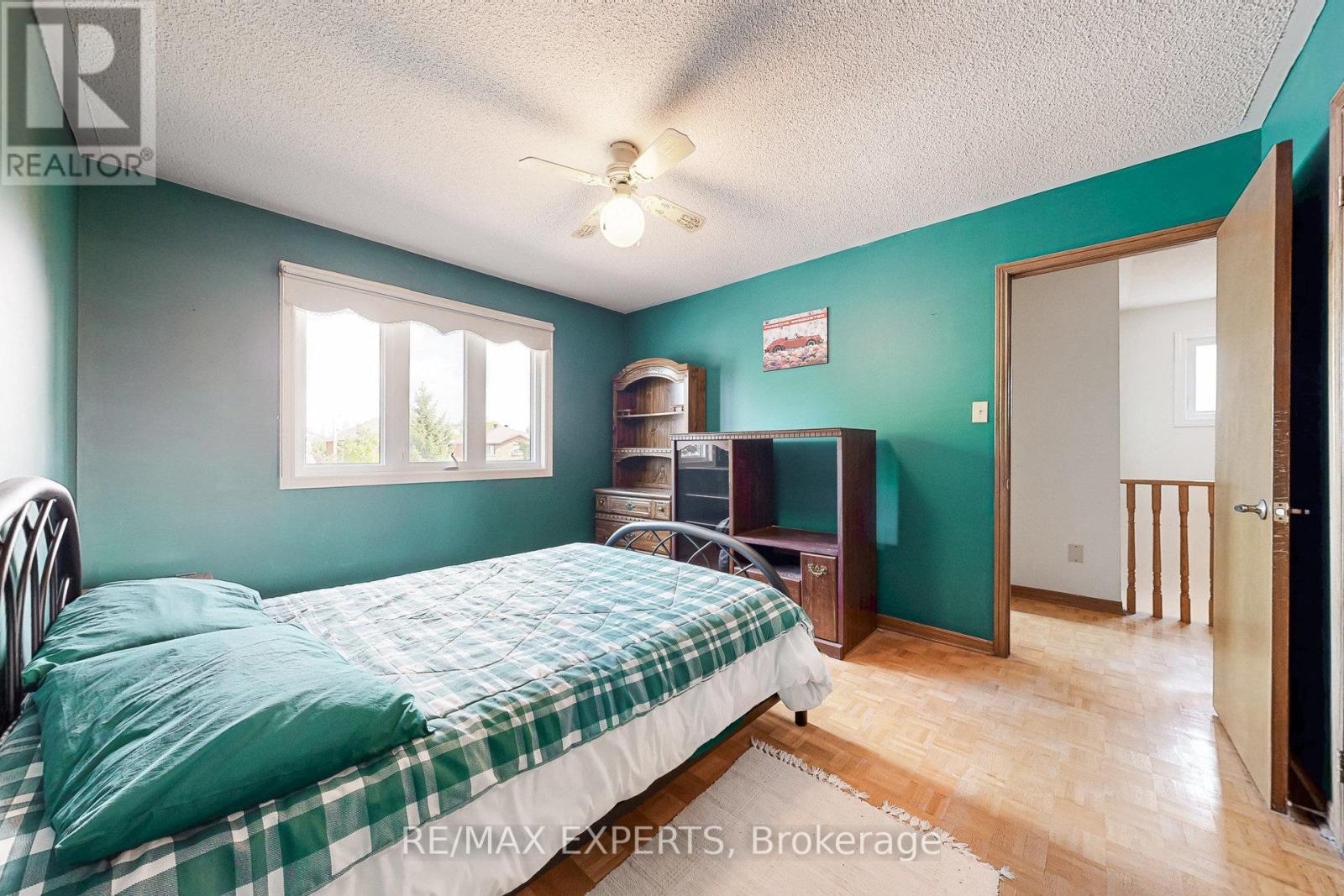 47 Velvet Crescent, Vaughan, Ontario  L4L 5E8 - Photo 33 - N12432327