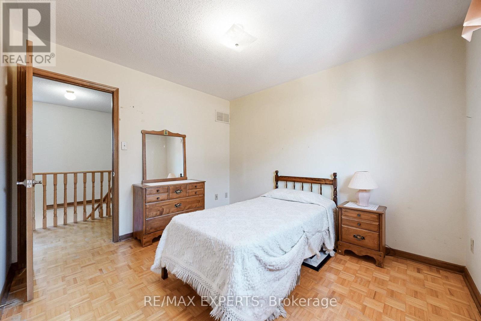 47 Velvet Crescent, Vaughan, Ontario  L4L 5E8 - Photo 35 - N12432327