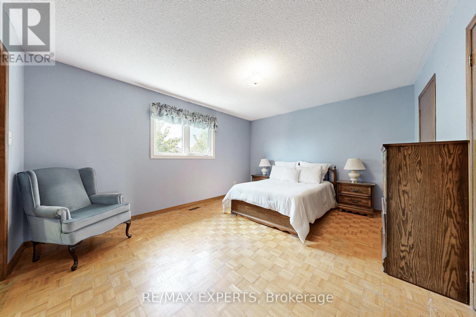 47 Velvet Crescent, Vaughan, Ontario  L4L 5E8 - Photo 38 - N12432327