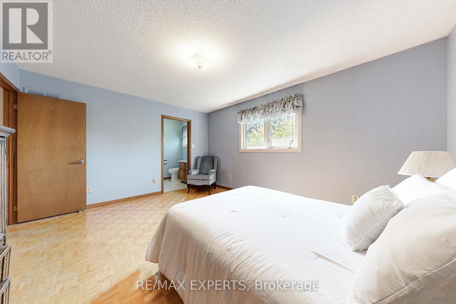 47 Velvet Crescent, Vaughan, Ontario  L4L 5E8 - Photo 40 - N12432327