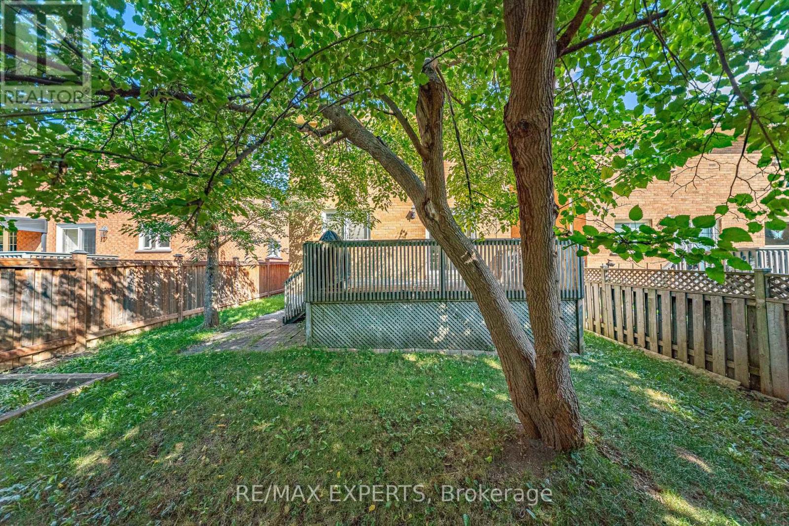 47 Velvet Crescent, Vaughan, Ontario  L4L 5E8 - Photo 47 - N12432327
