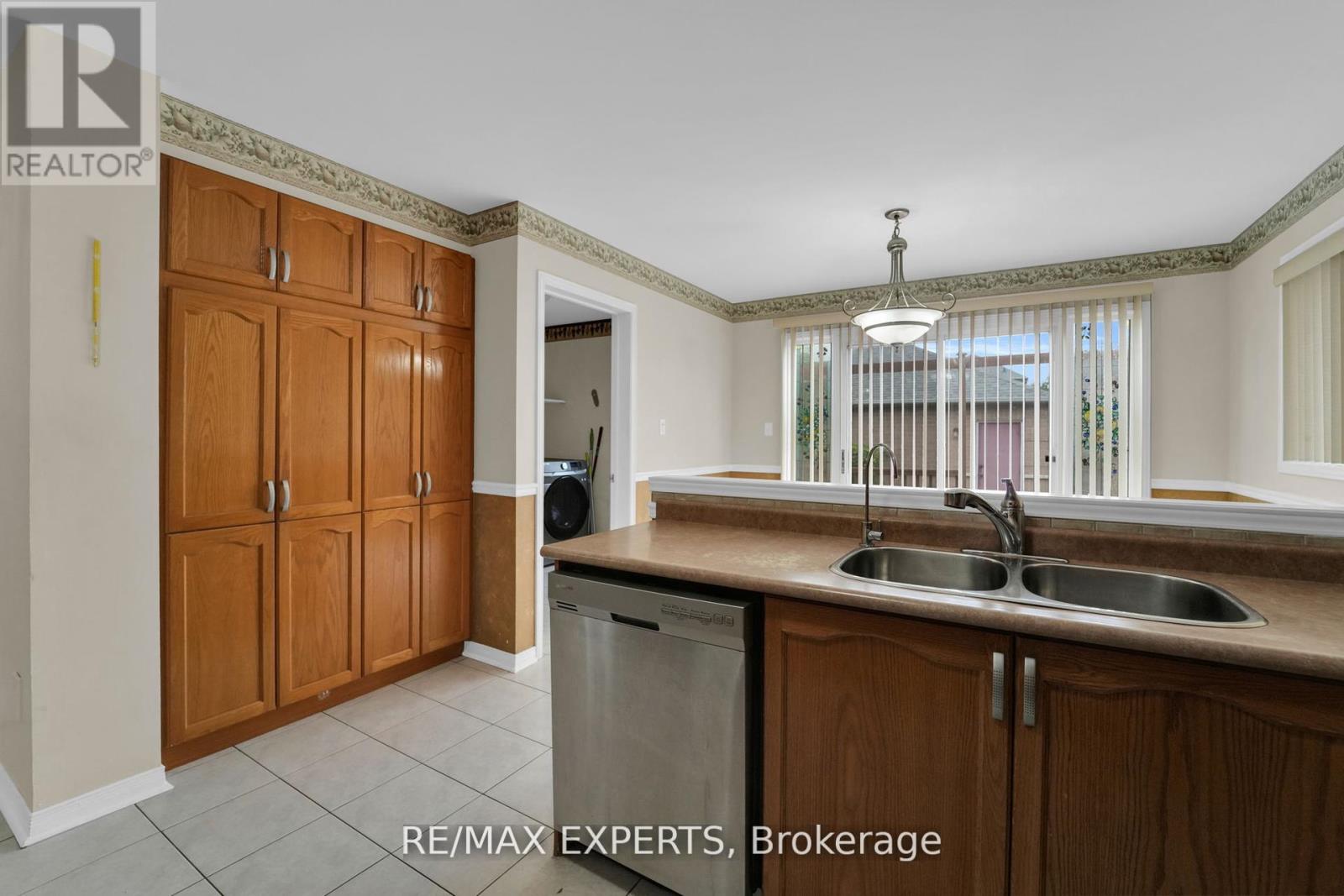 20 Decoroso Drive, Vaughan, Ontario  L4H 1V2 - Photo 17 - N12432395