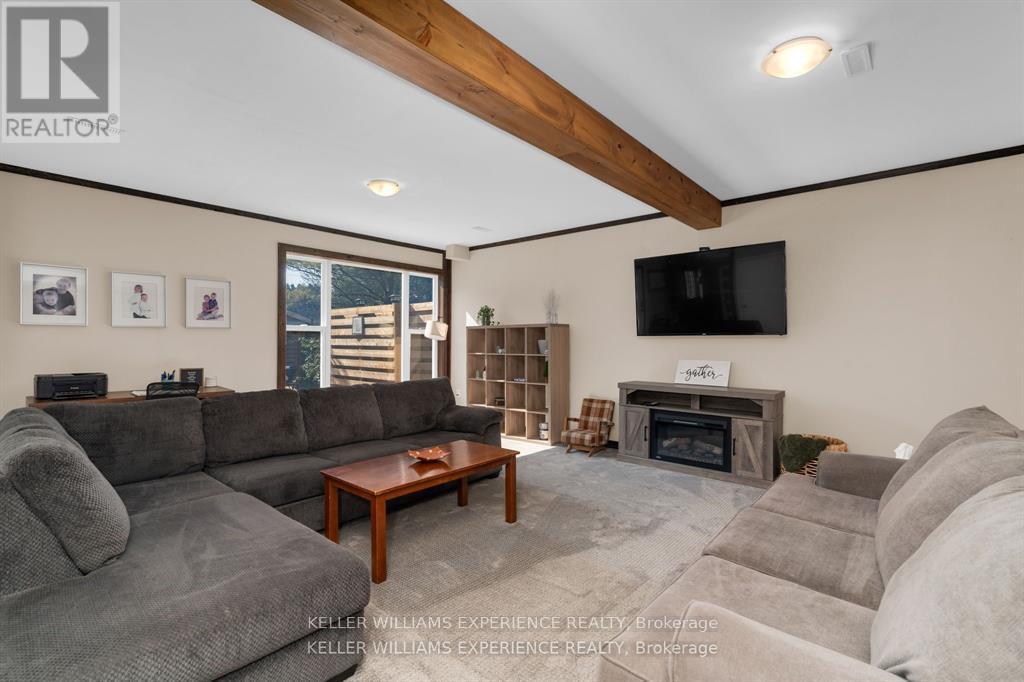 153 Rue Eric, Tiny, Ontario  L9M 0H1 - Photo 14 - S12432362